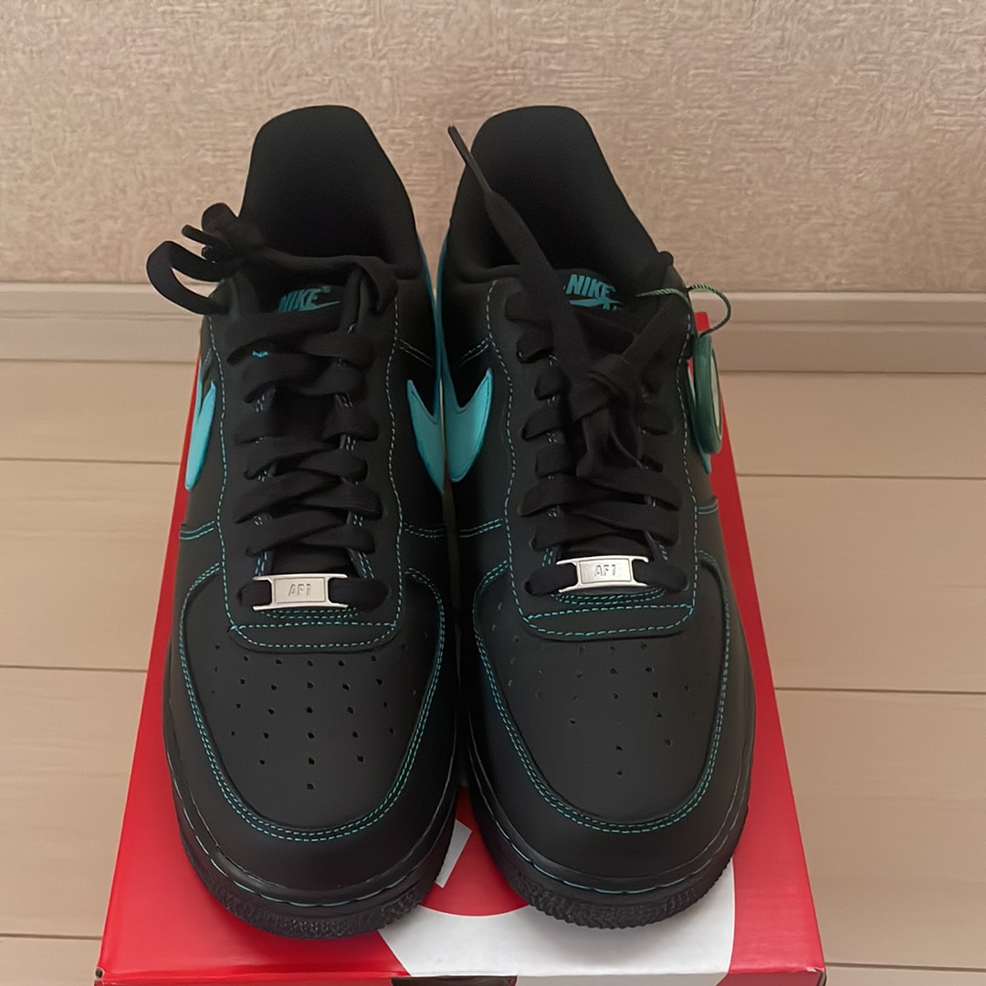 Nike Air Force 1 Low "Black Tiffany"