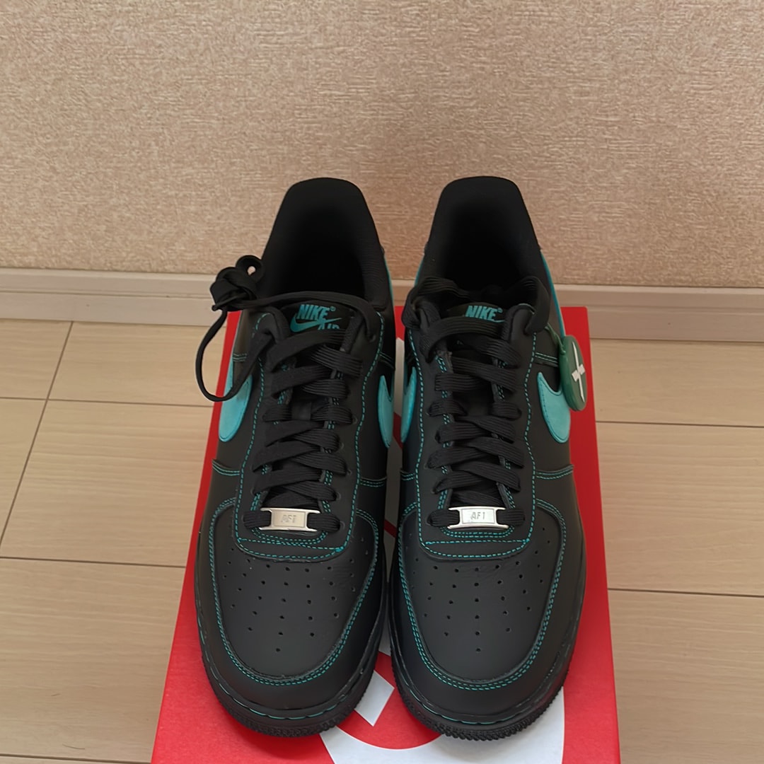 Nike Air Force 1 Low "Black Tiffany"