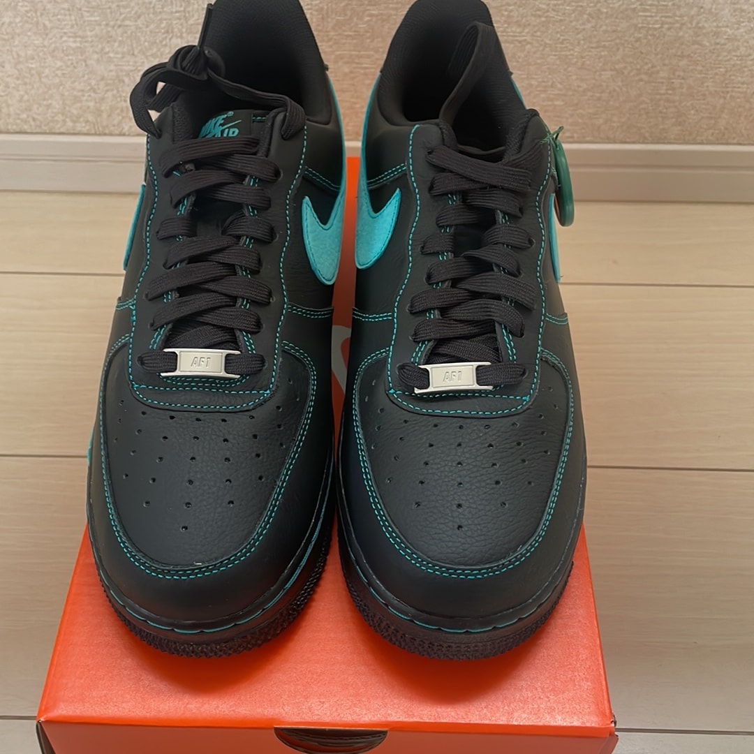 Nike Air Force 1 Low "Black Tiffany"