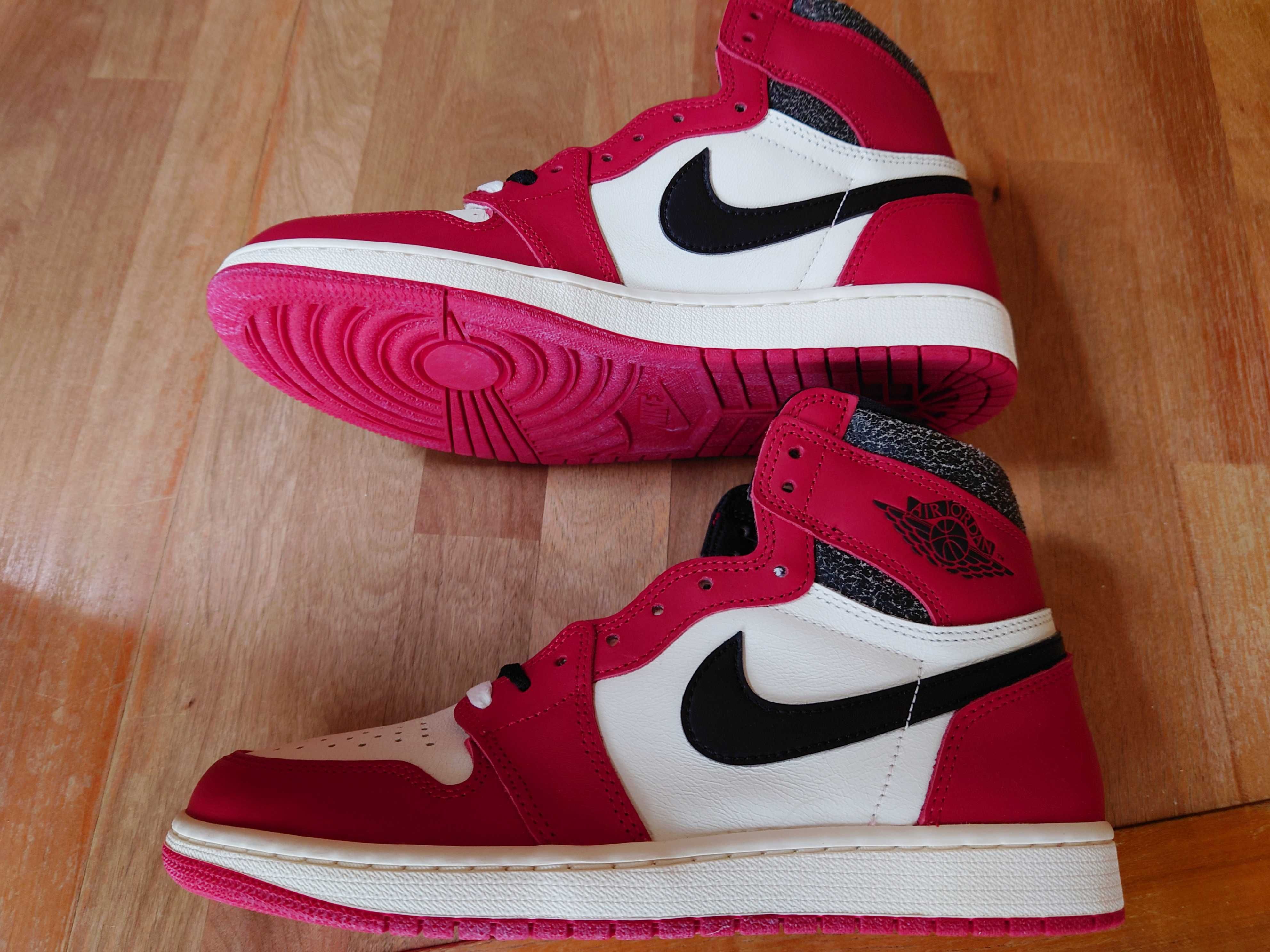 Nike Air Jordan 1 High OG "Lost & Found/Chicago"