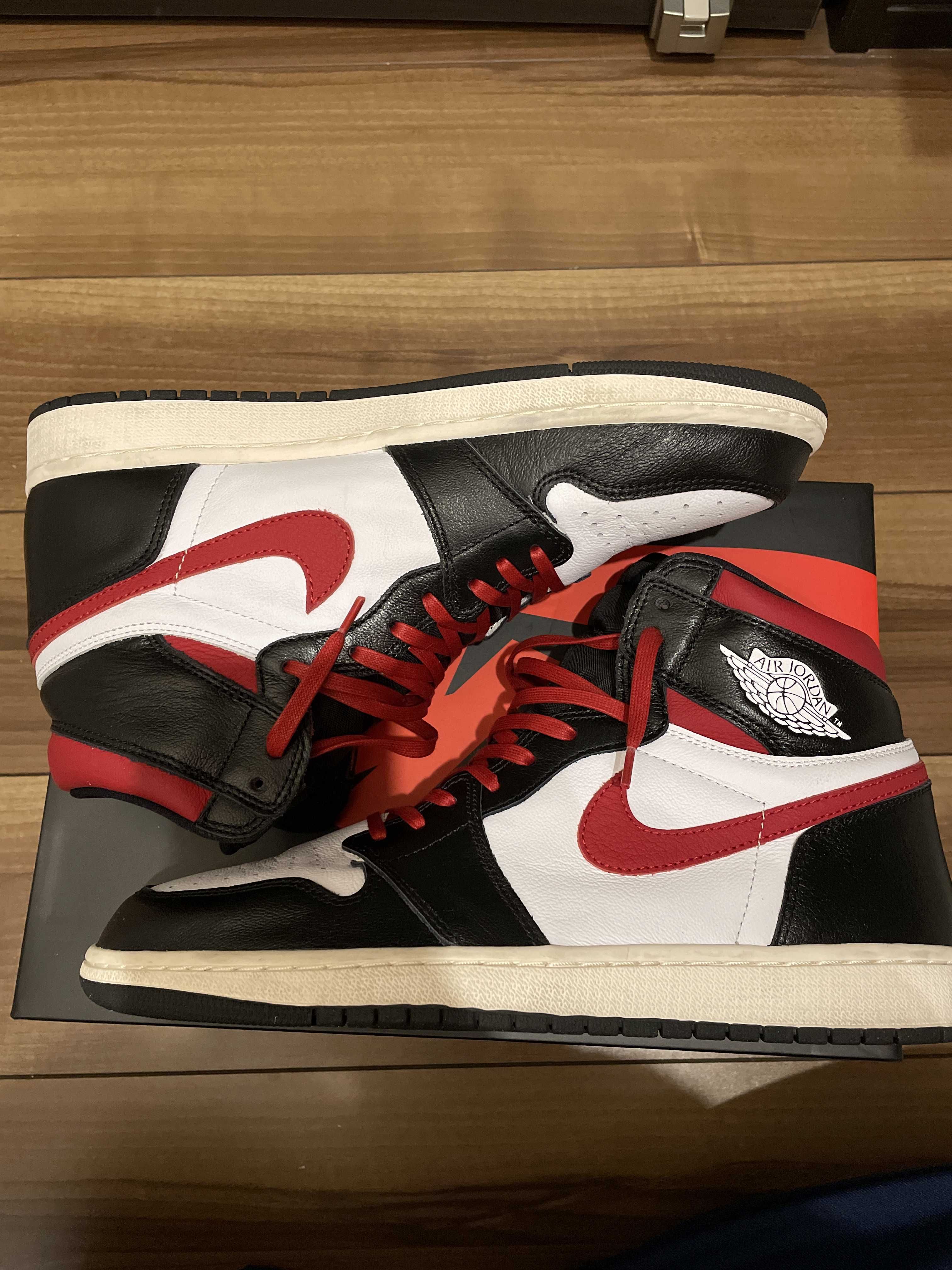 Nike Air Jordan 1 Retro High "Black/White/Sail/Gym Red"    