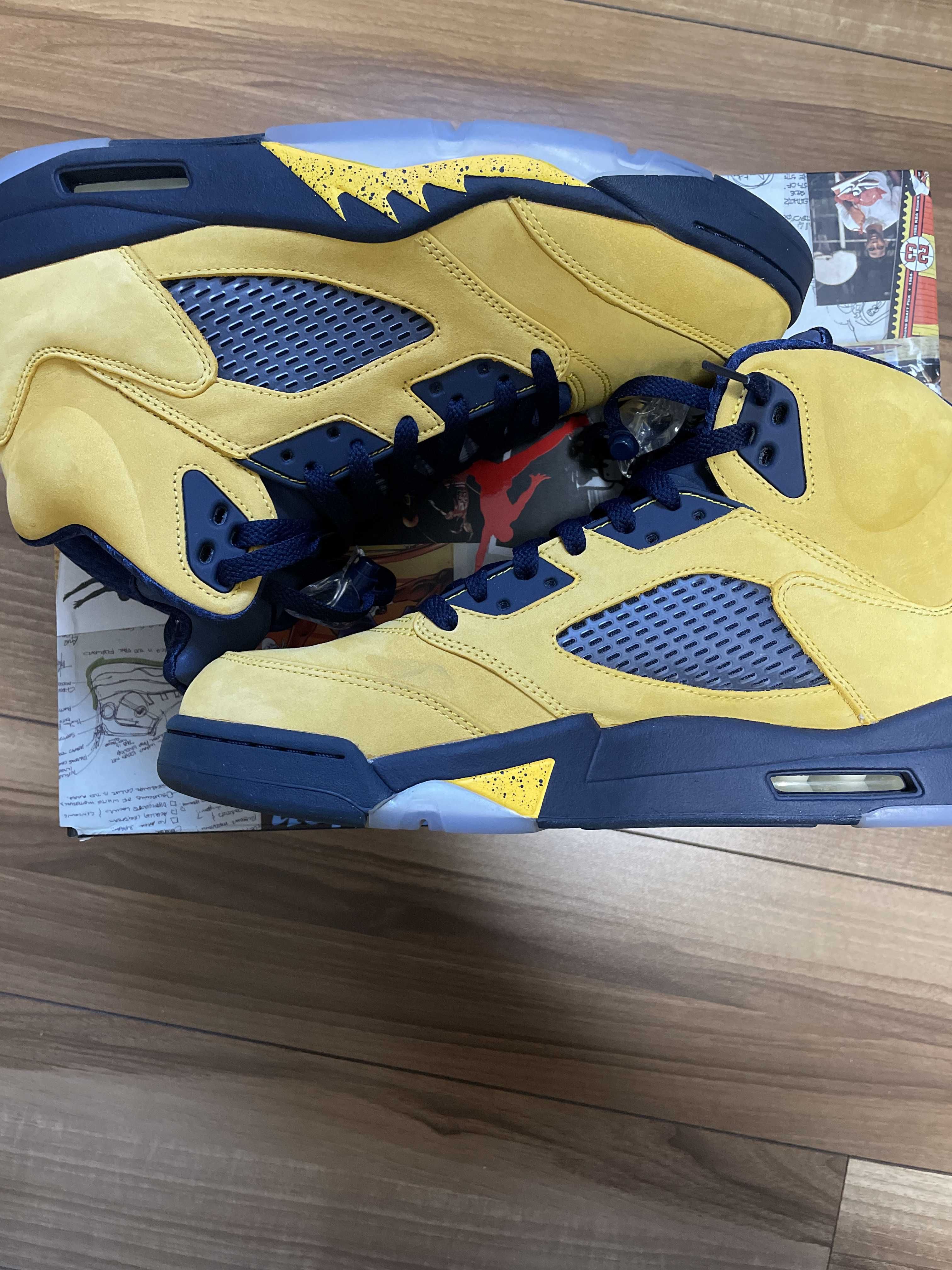 NIKE AIR JORDAN 5 "MICHIGAN"