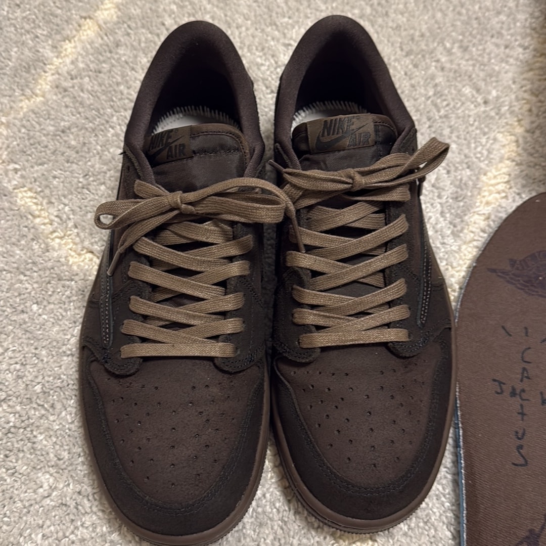 Travis Scott × Nike Air Jordan 1 Low OG SP "Velvet Brown and Dark Mocha"