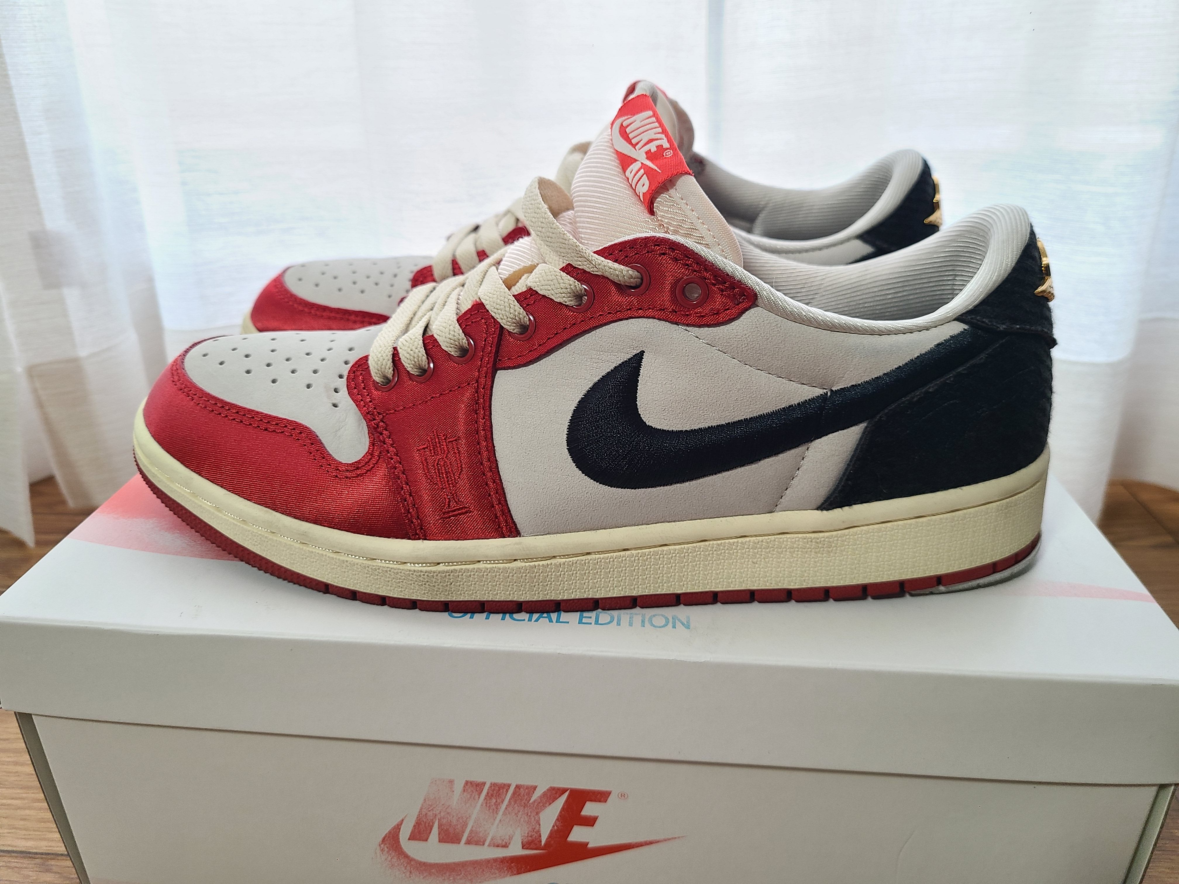 Trophy Room × Nike Air Jordan 1 Low OG "Sail and Varsity Red"