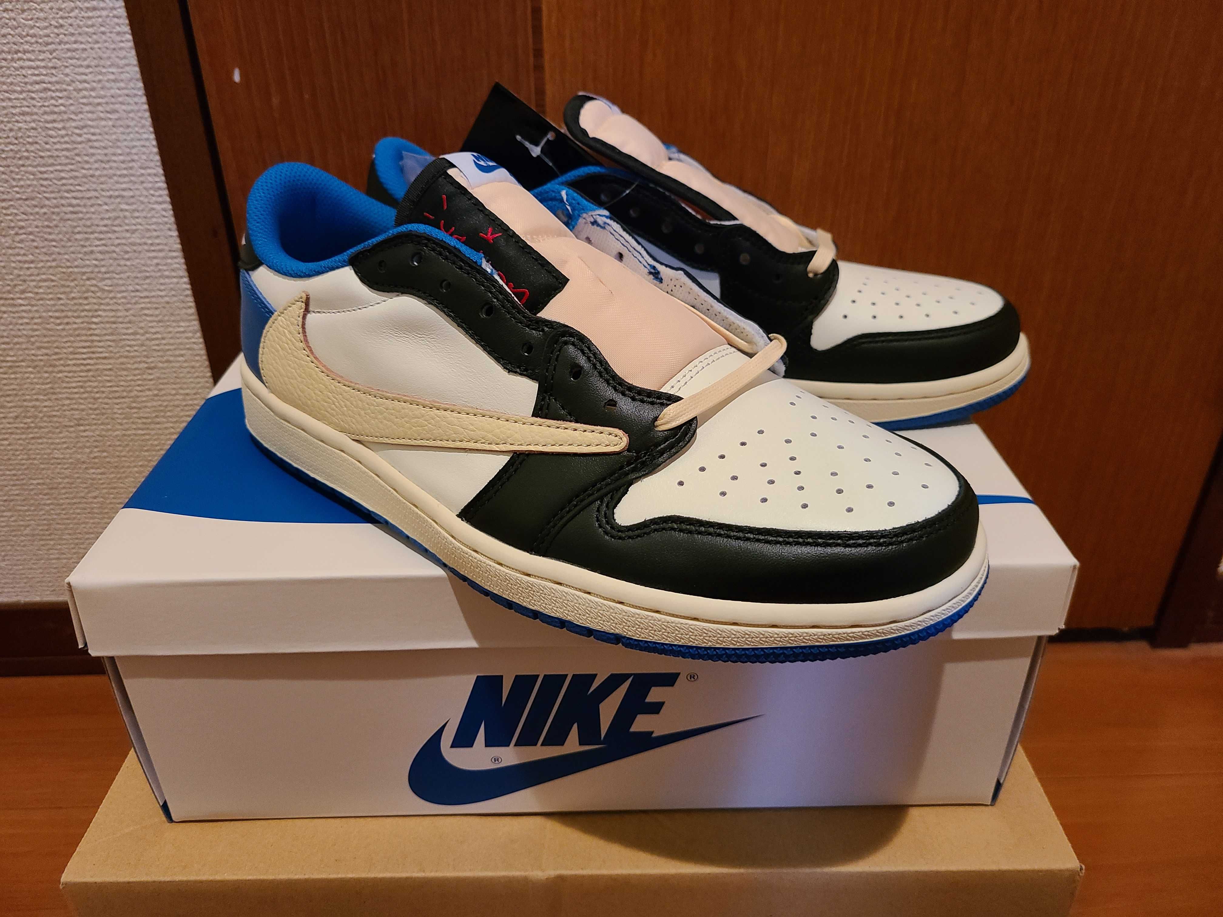 Travis Scott × fragment design × Nike Air Jordan 1 Low OG SP "Military Blue"