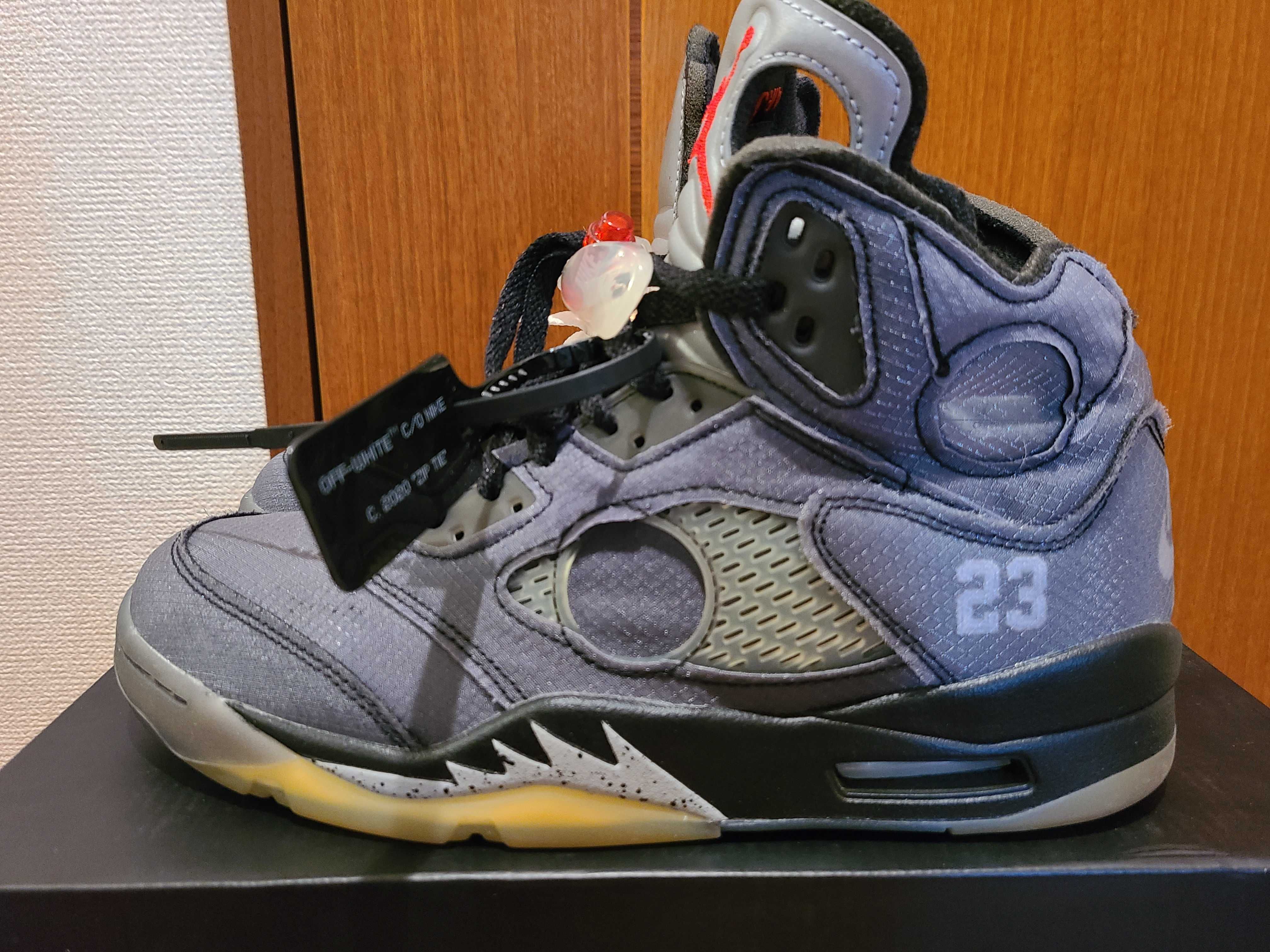 Off-White × Nike Air Jordan 5 "Black/Muslin/Fire Red"