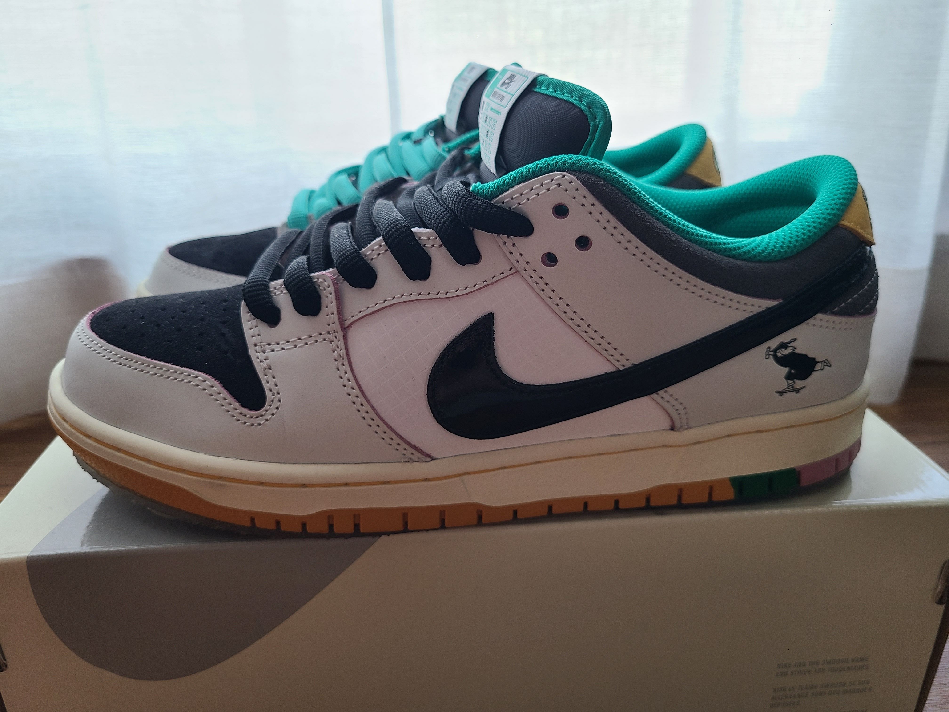 CSEF × Nike SB Dunk Low Pro QS "White and Black"