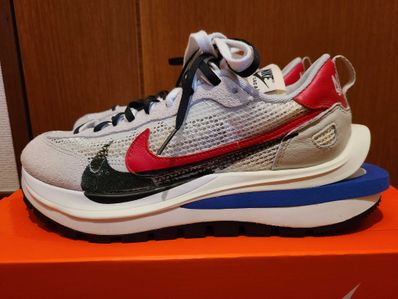 sacai × Nike Vapor Waffle "Royal Fuchsia"