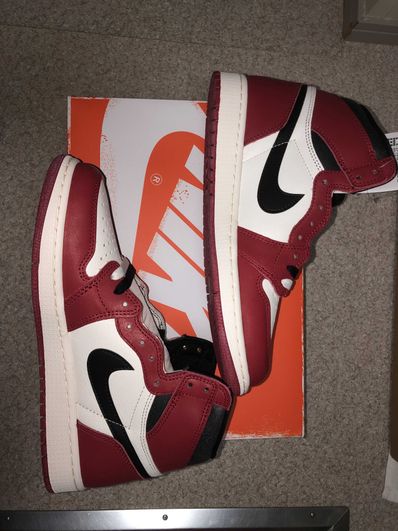 Nike Air Jordan 1 High OG "Lost & Found/Chicago"