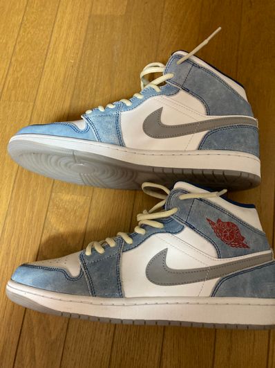 Nike Air Jordan 1 Mid SE "White/Hyper Royal/Red"