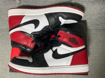 Nike Air Jordan 1 Retro High OG "Black Toe"(2016)