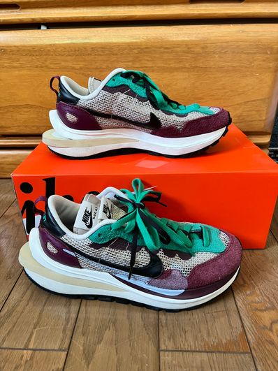 sacai × Nike Vapor Waffle "String/Red/Green"
