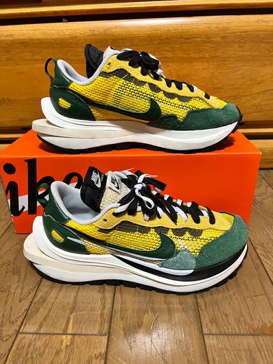 sacai × Nike Vapor Waffle "Tour Yellow/Stadium Green-Sail"