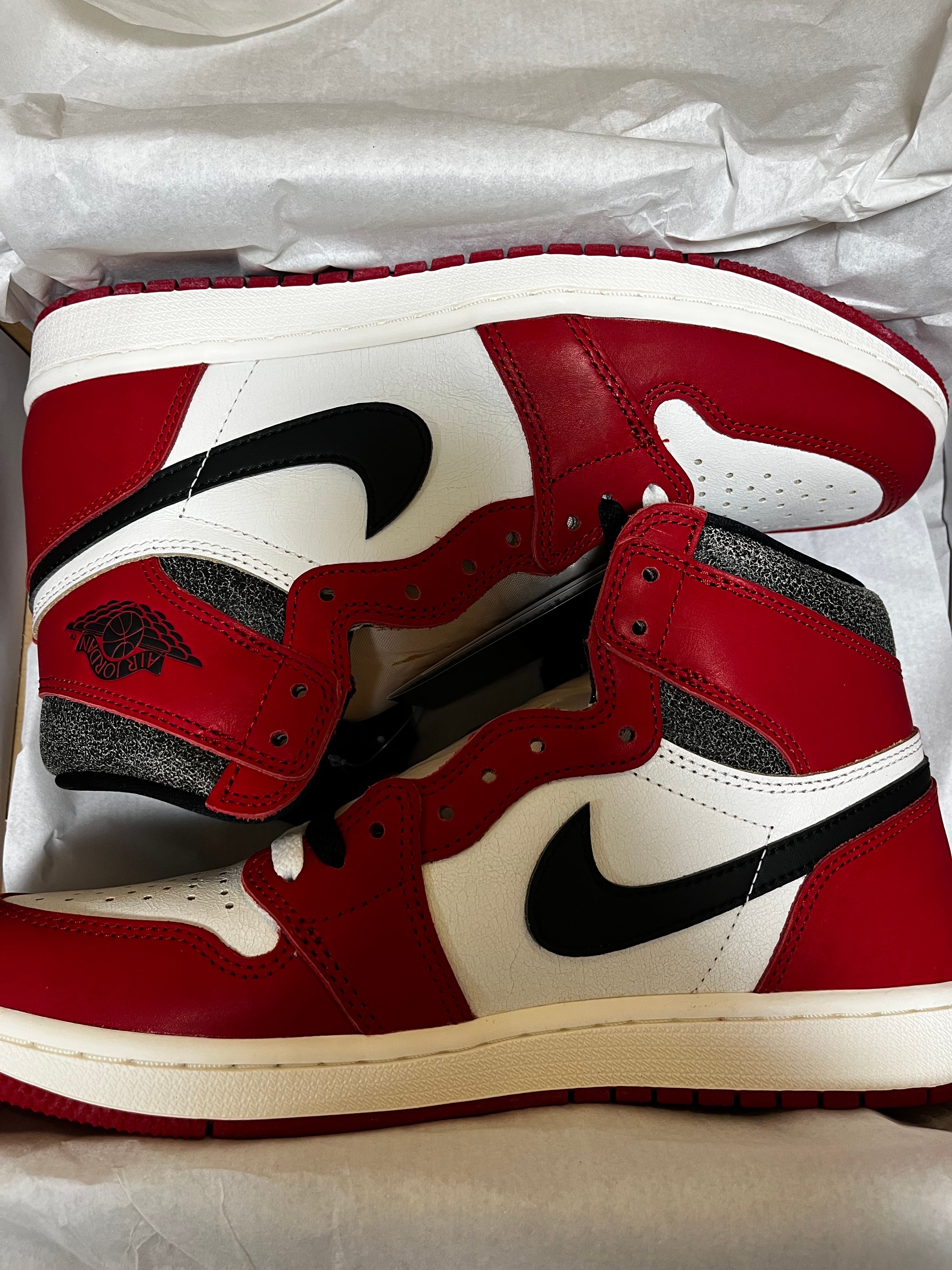 Nike Air Jordan 1 High OG "Lost & Found/Chicago"