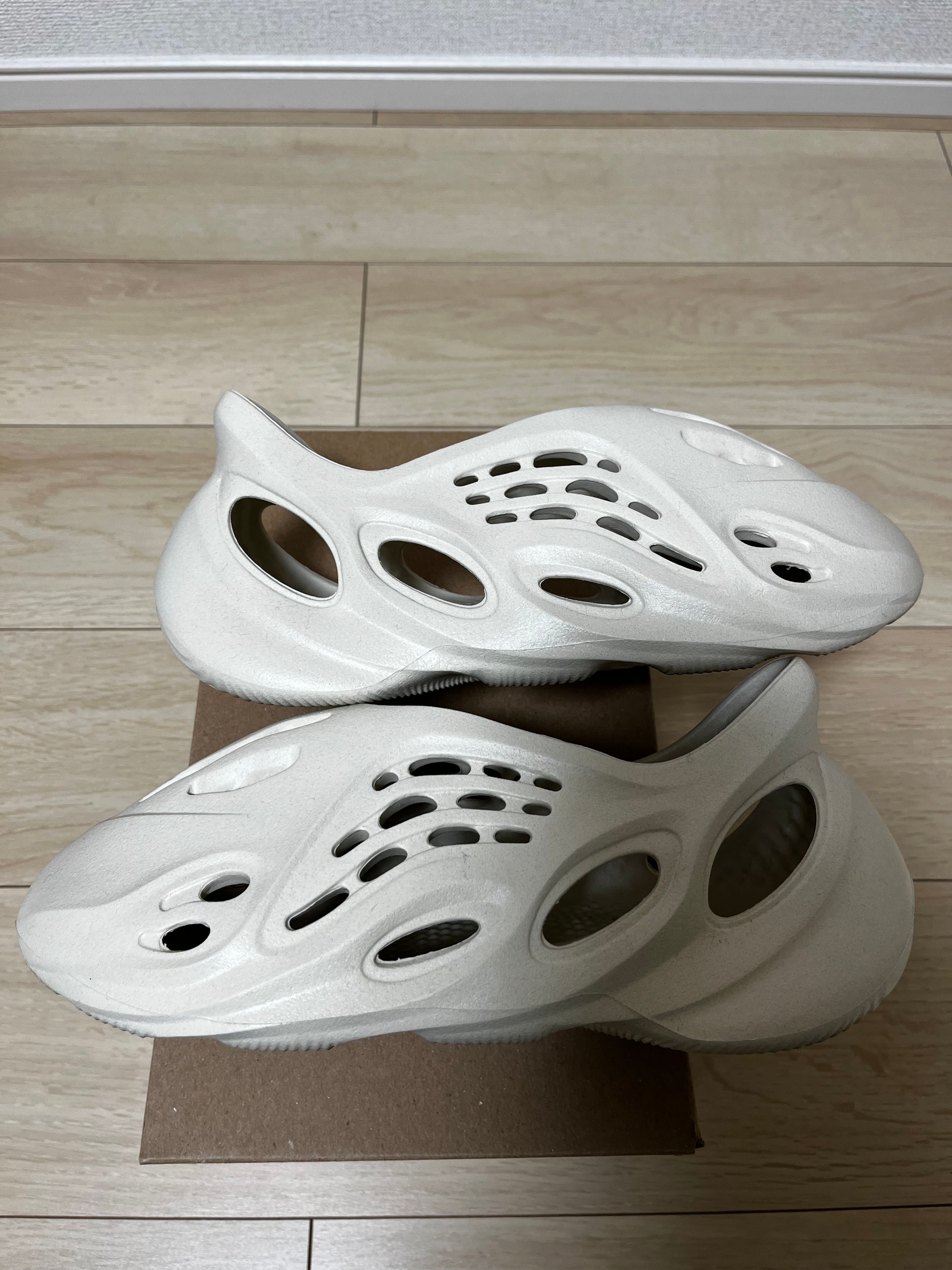 adidas YEEZY Foam Runner "Sand"