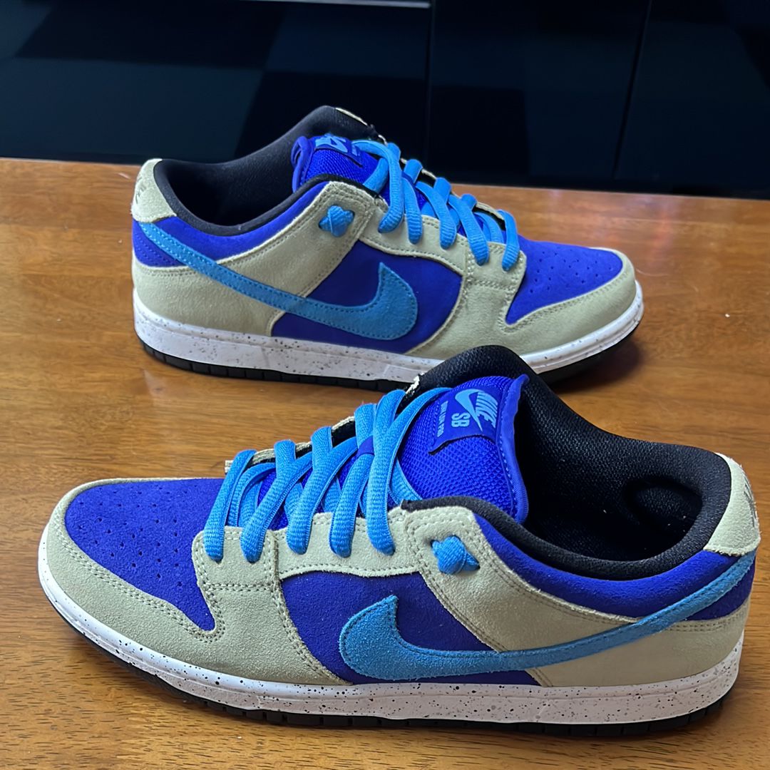 Nike SB Dunk Low "Celadon"