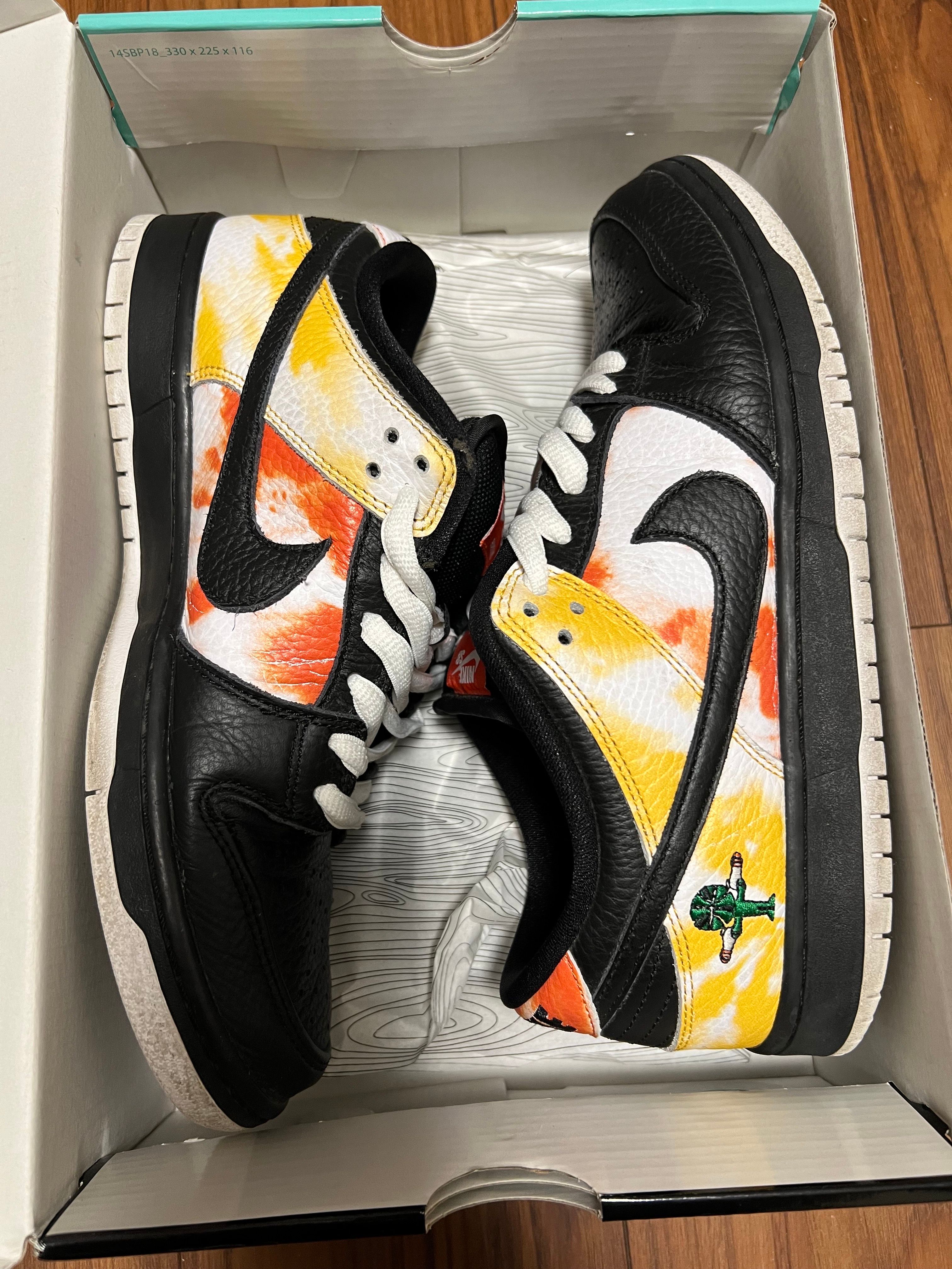 Nike SB Dunk Low "Raygun Tie-Dye/Black"