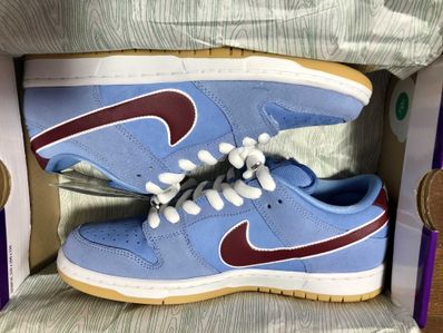 Nike SB Dunk Low Pro "Philadelphia Phillies/Valor Blue and Team Maroon"