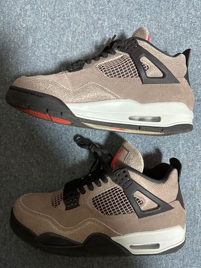 Nike Air Jordan 4 "Taupe Haze"