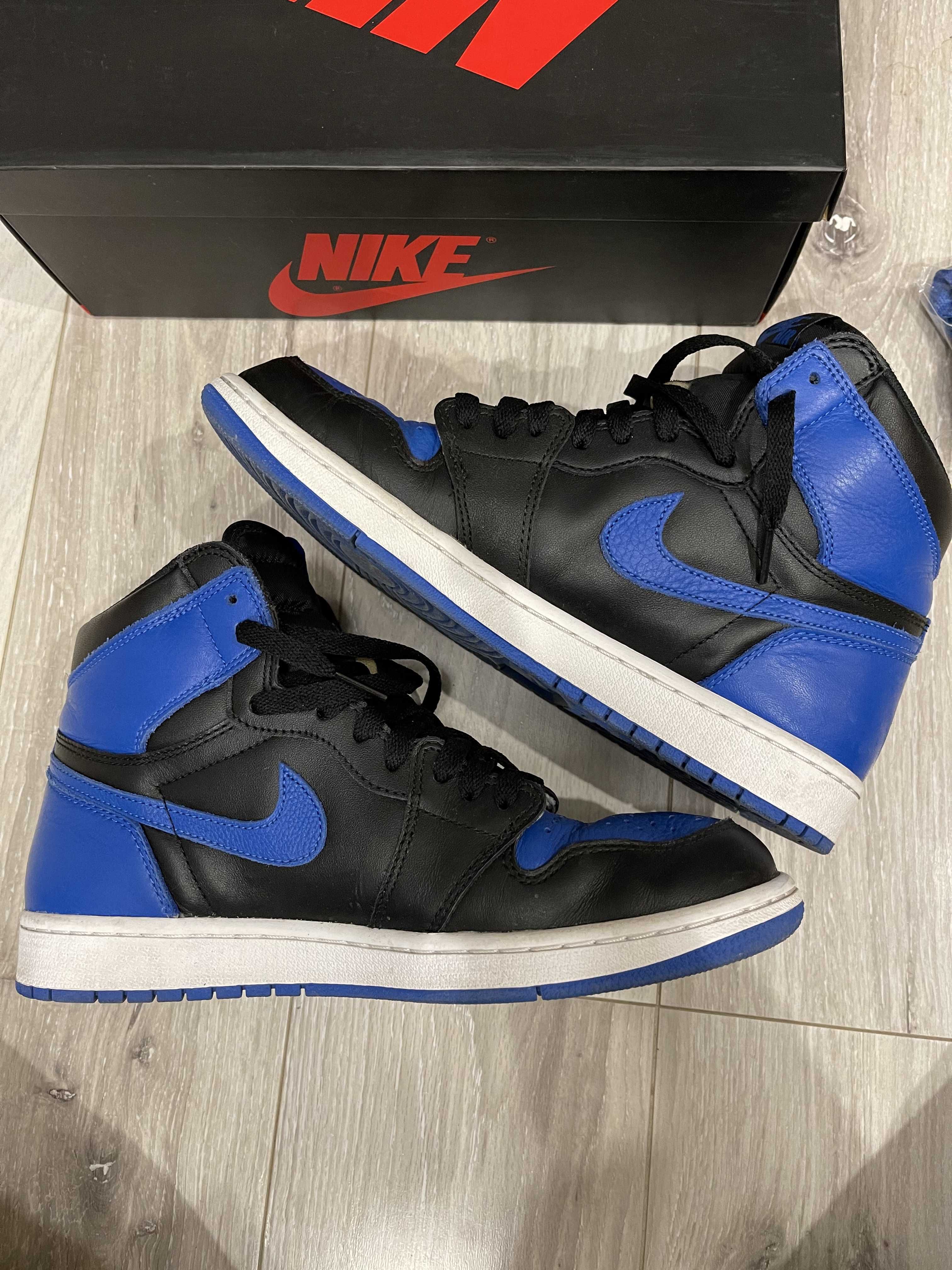 Nike Air Jordan 1 Retro High OG "Royal" (2017)