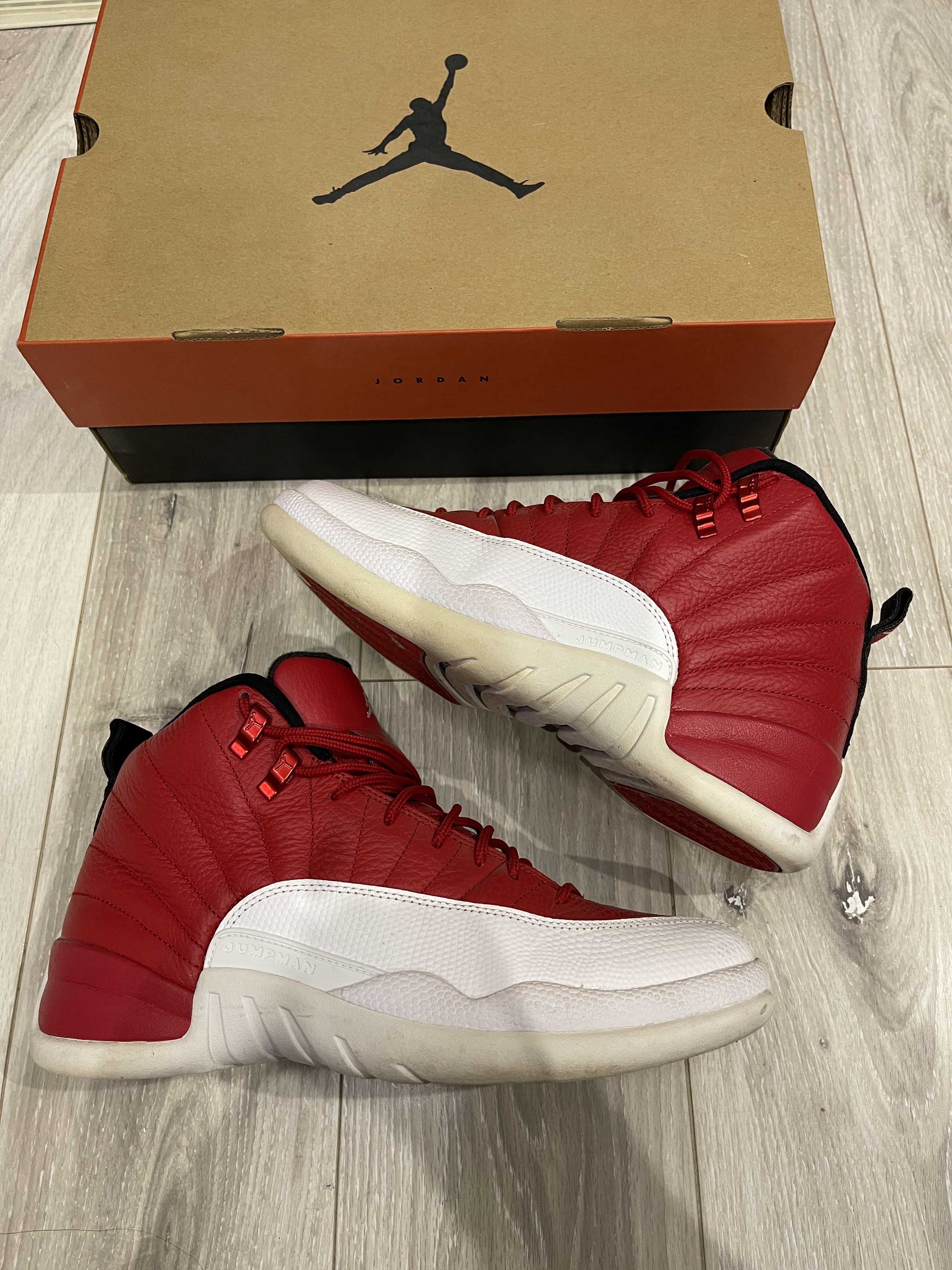 Nike Air Jordan 12 Retro "Flu Game/Black/Versity Red" (2016)