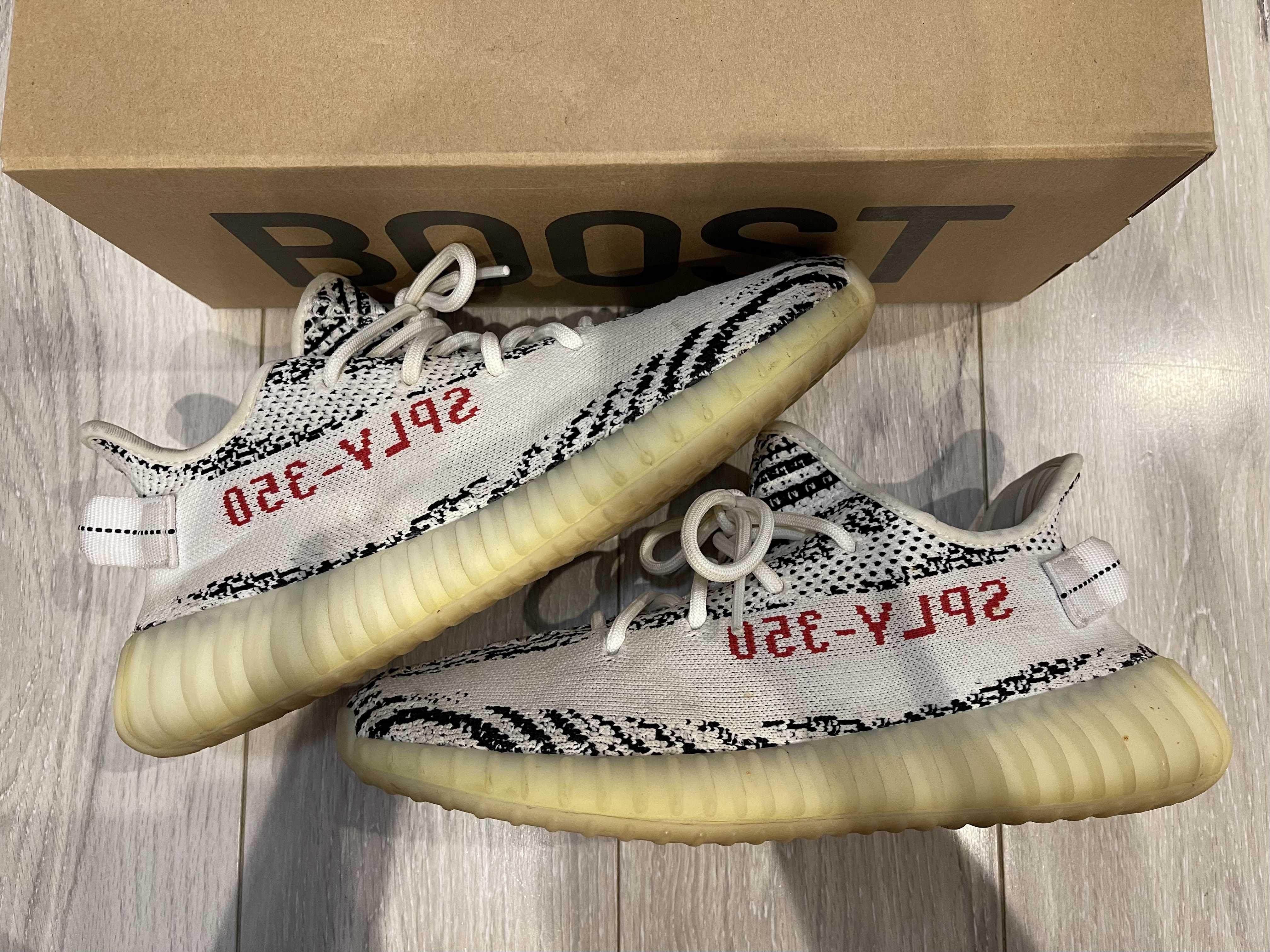 adidas YEEZY Boost 350 V2 "Zebra"