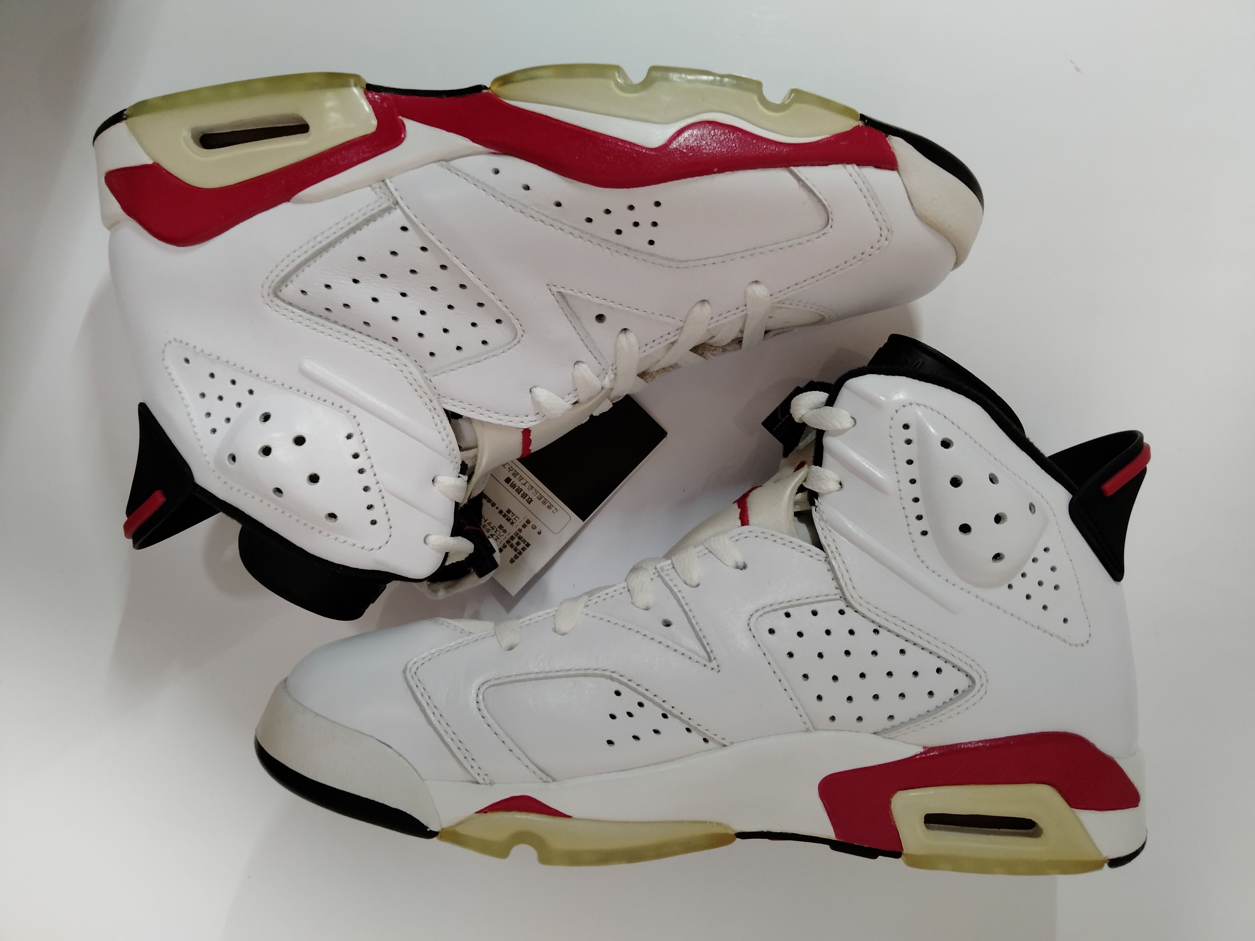 NIKE AIR JORDAN 6 RETRO "BULLS" (2010)