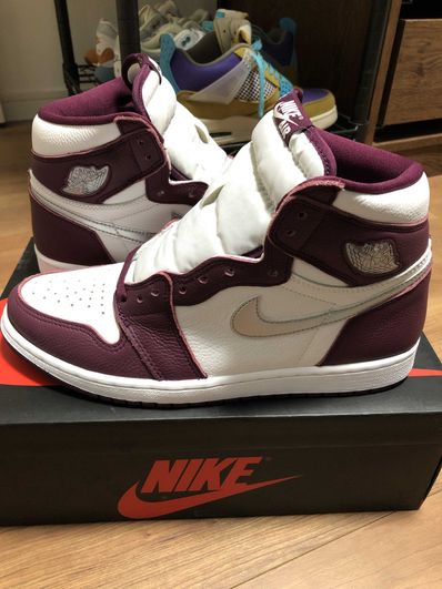 Nike Air Jordan 1 High OG "Bordeaux"