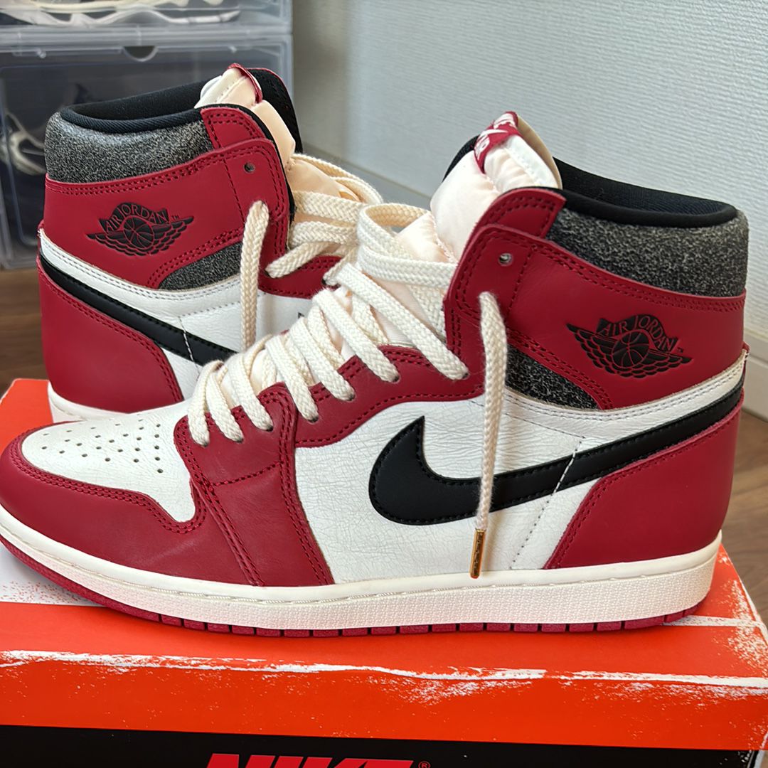 Nike Air Jordan 1 High OG "Lost & Found/Chicago"