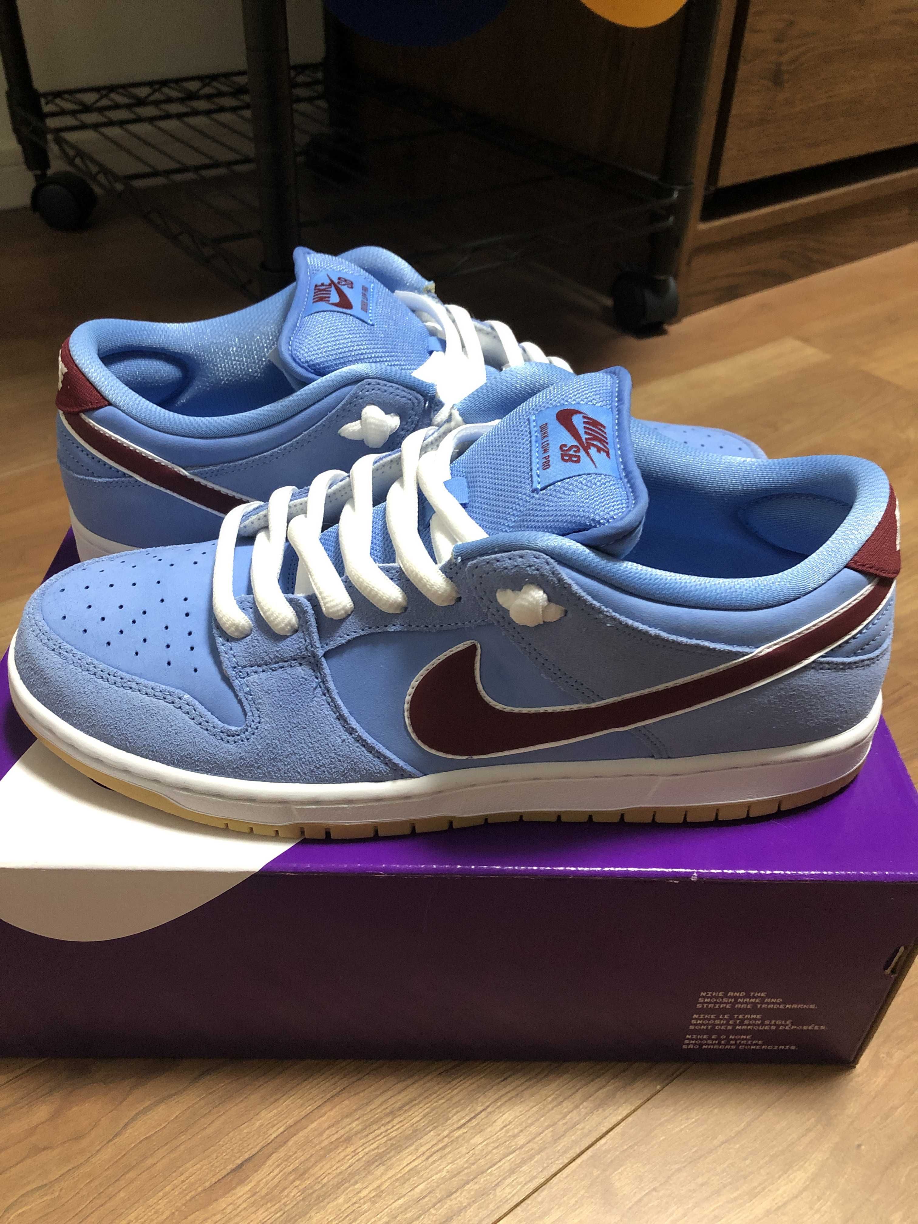 Nike SB Dunk Low Pro "Philadelphia Phillies/Valor Blue and Team Maroon"