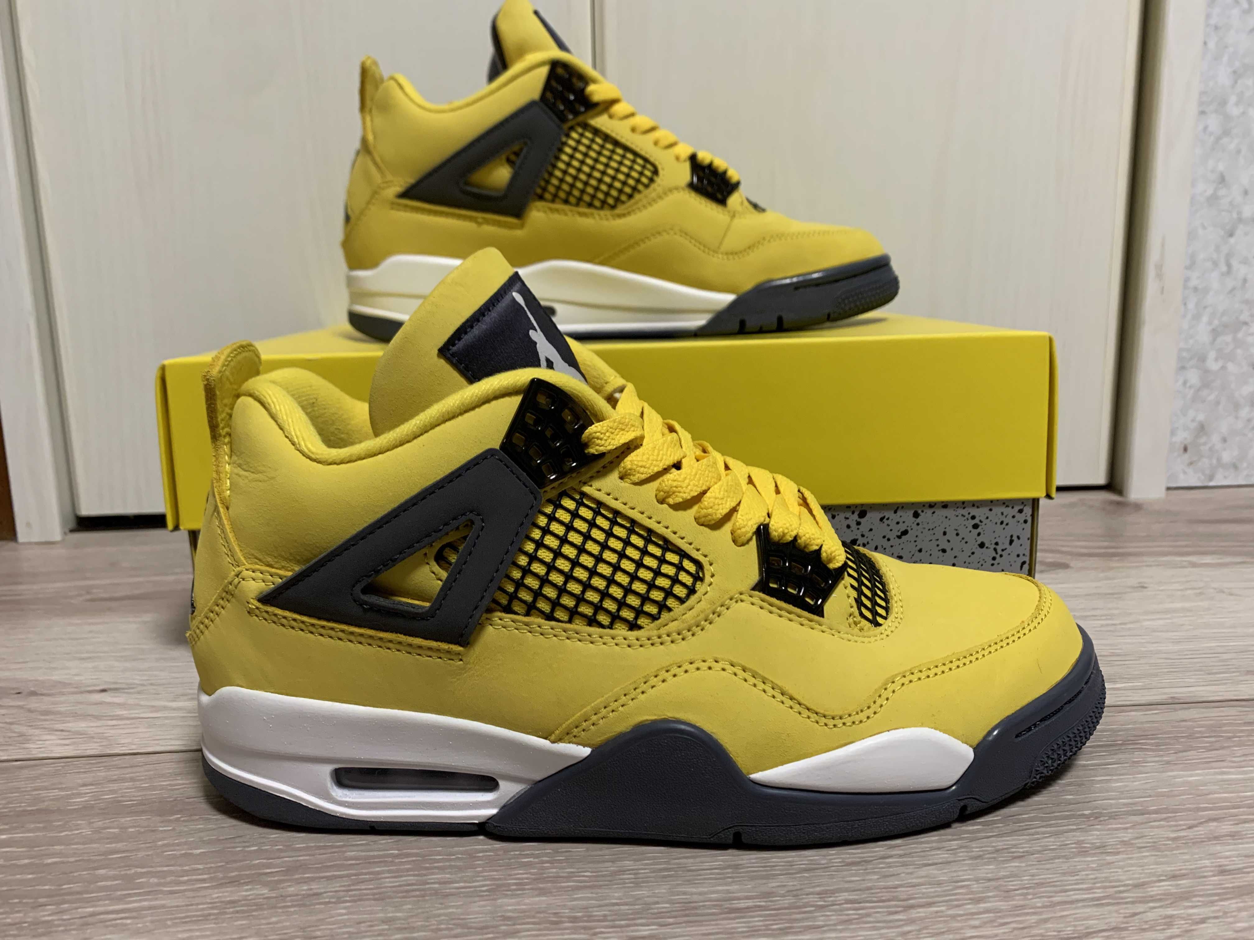 Nike Air Jordan 4 "Tour Yellow"