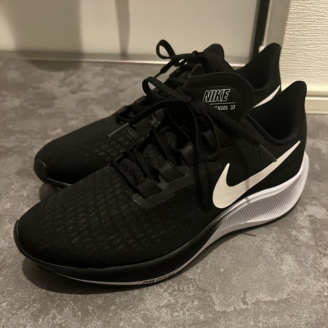 Nike Air Zoom Pegasus 37 "Black/White"