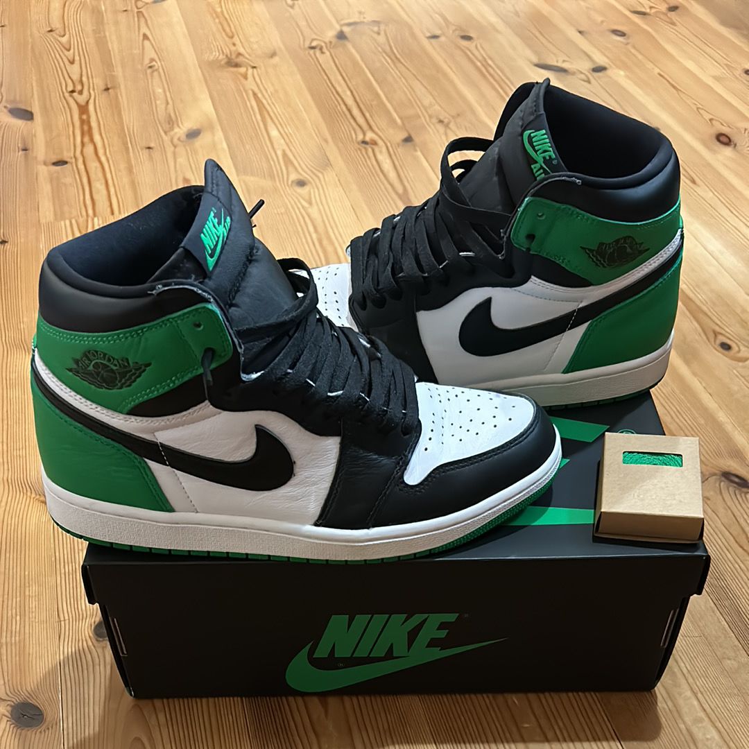 Nike Air Jordan 1 Retro High OG "Celtics/Black and Lucky Green" (2023)