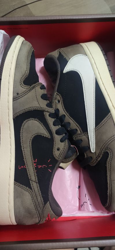 Travis Scott × Nike Air Jordan 1 Low OG SP-T "Black/Dark Mocha"