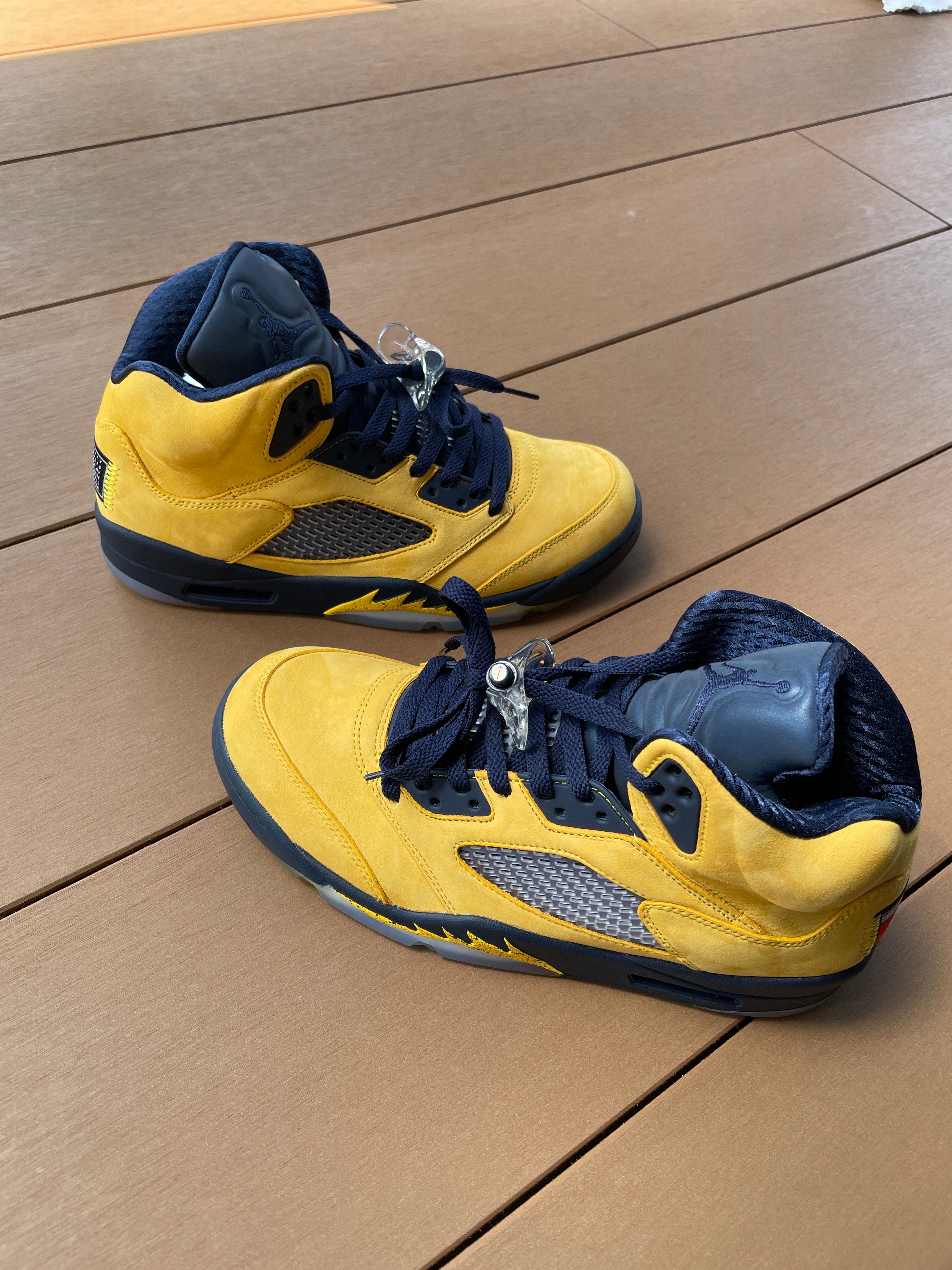 NIKE AIR JORDAN 5 "MICHIGAN"
