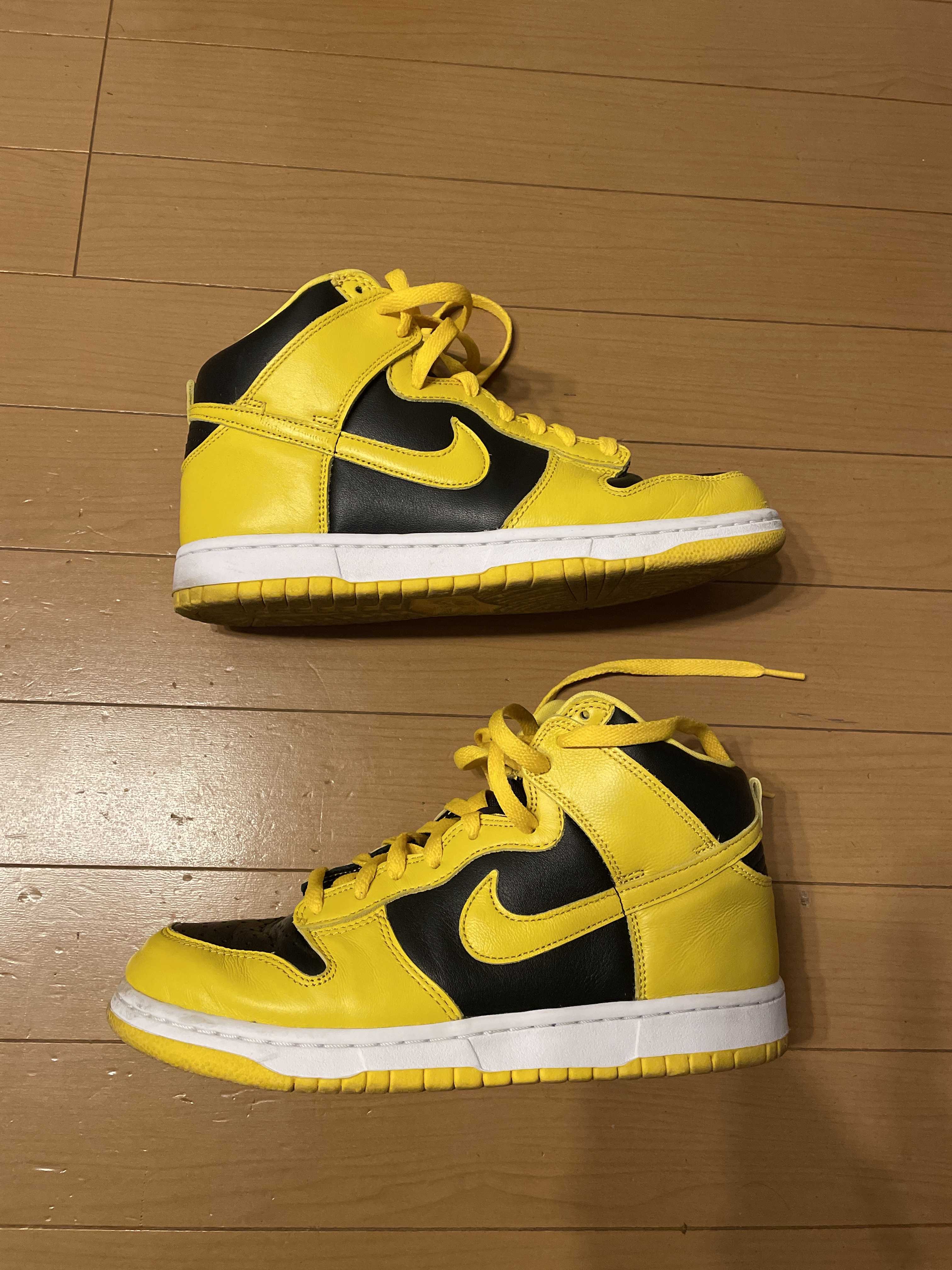 Nike Dunk High "Black/Varsity Maize"