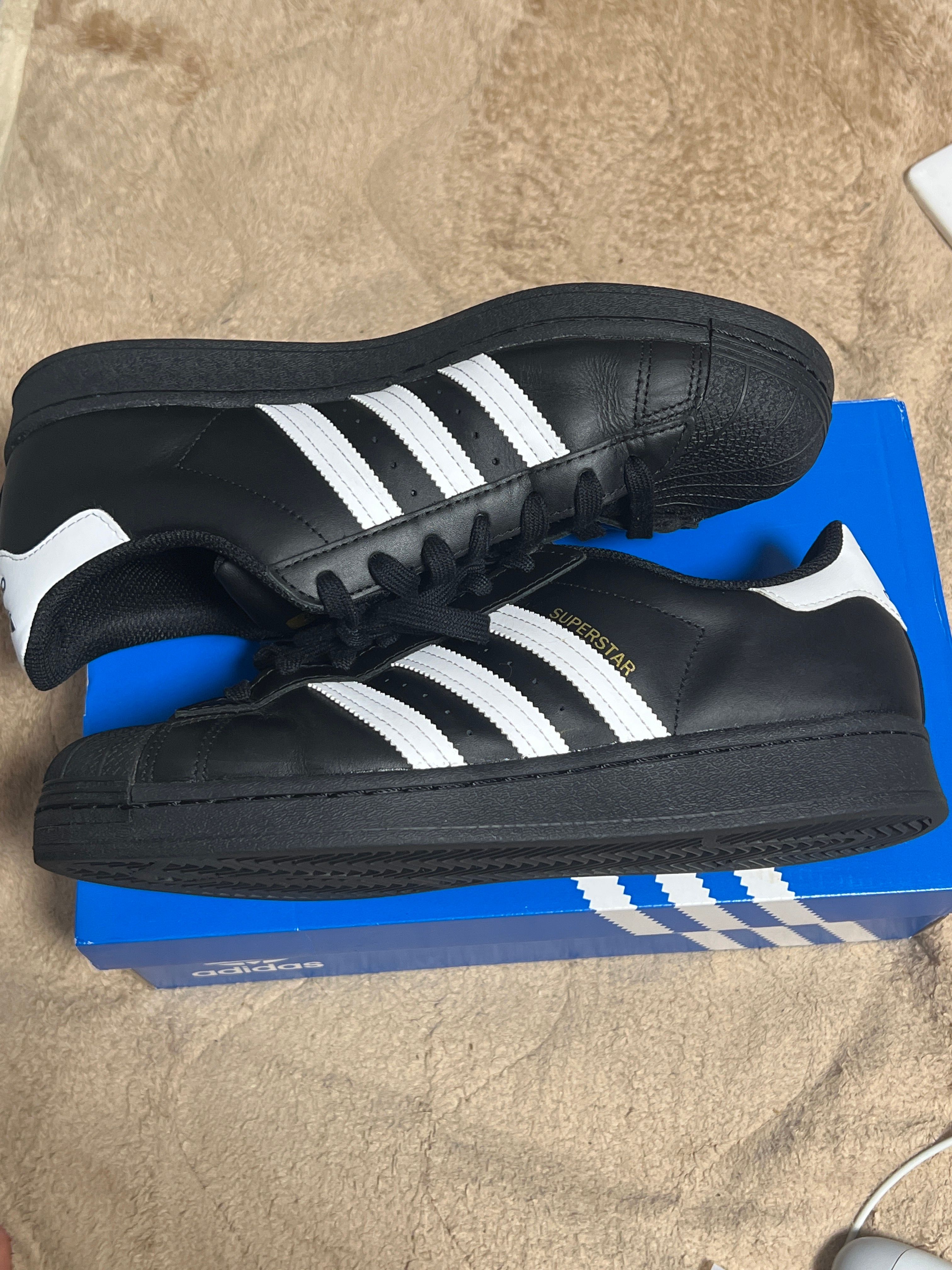 adidas Superstar "Core Black/Footwear White"