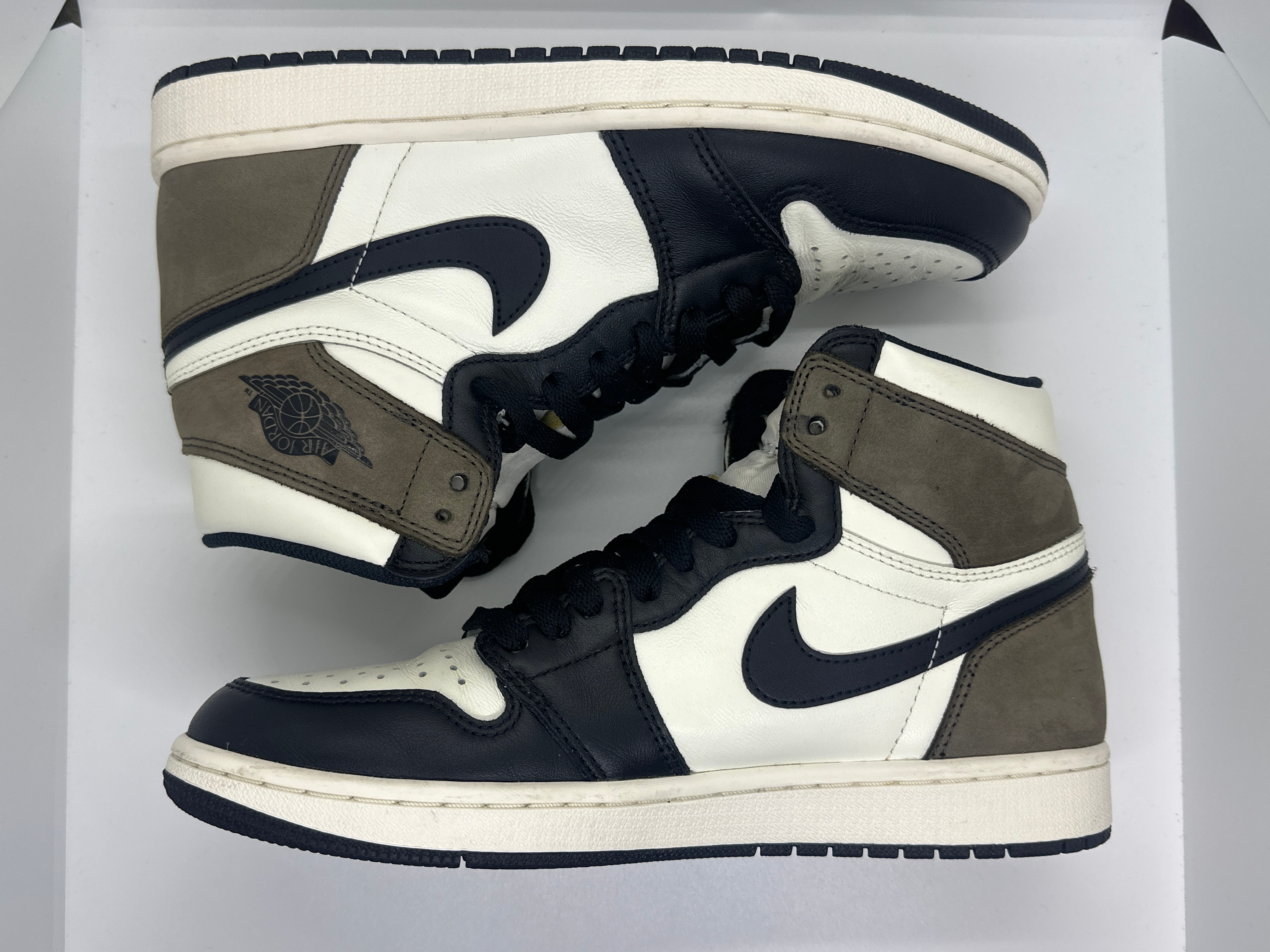 Nike Air Jordan 1 High OG "Sail/Dark Mocha/Black"