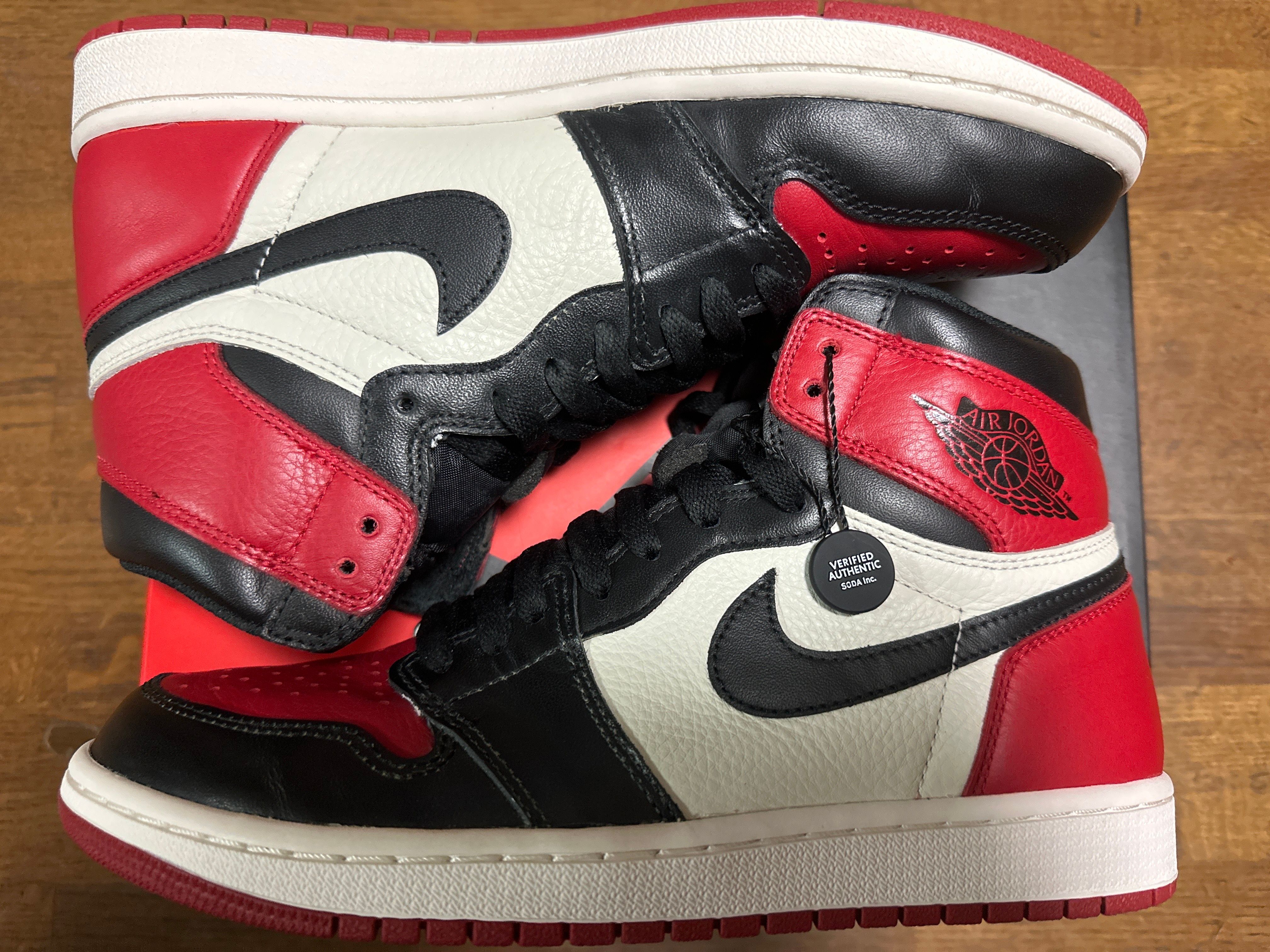 Nike Air Jordan 1 Retro High OG "Bred Toe"