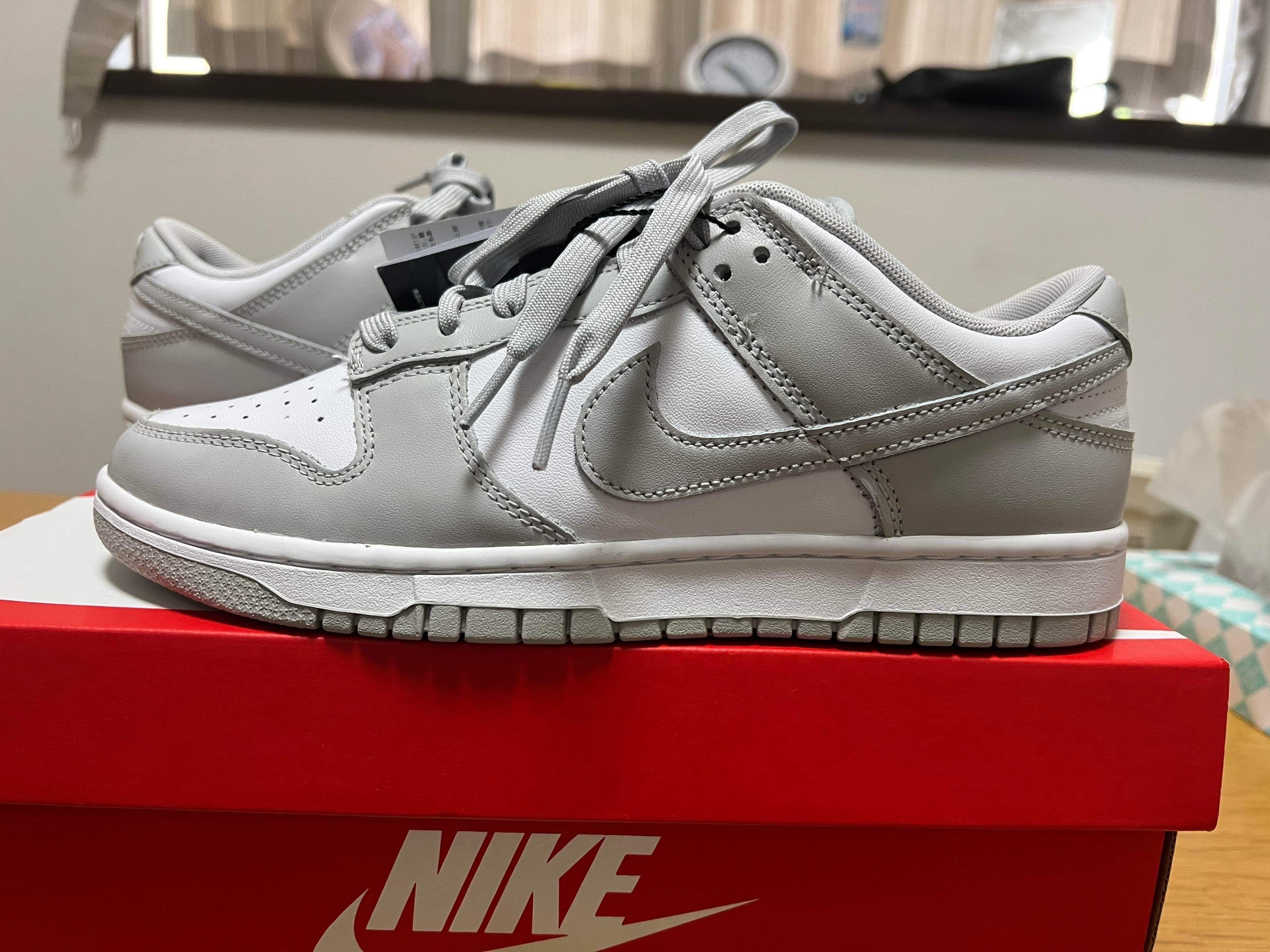 Nike Dunk Low "Grey Fog"