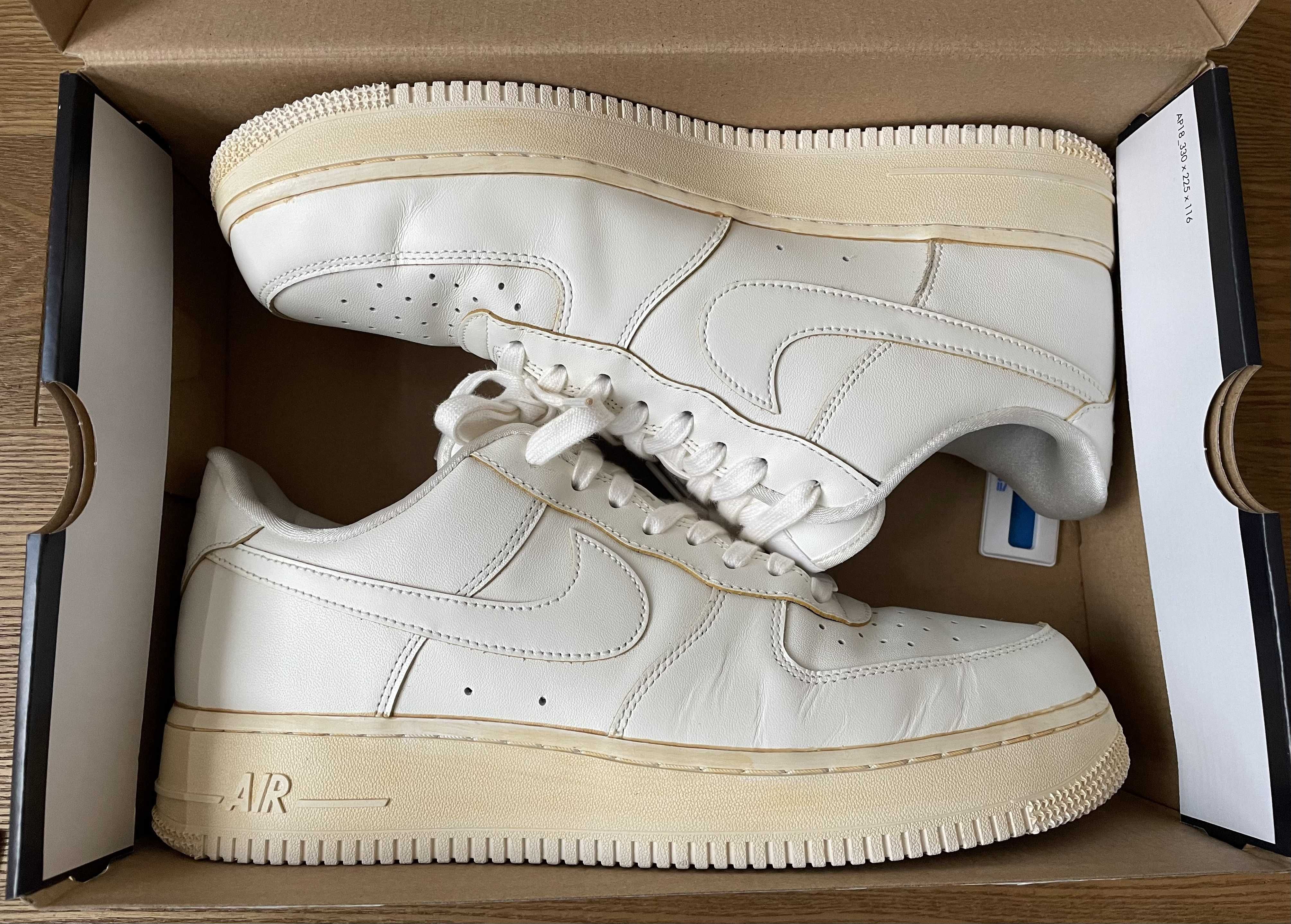 Nike Air Force 1 Low '07 LV8 "Made You Look"