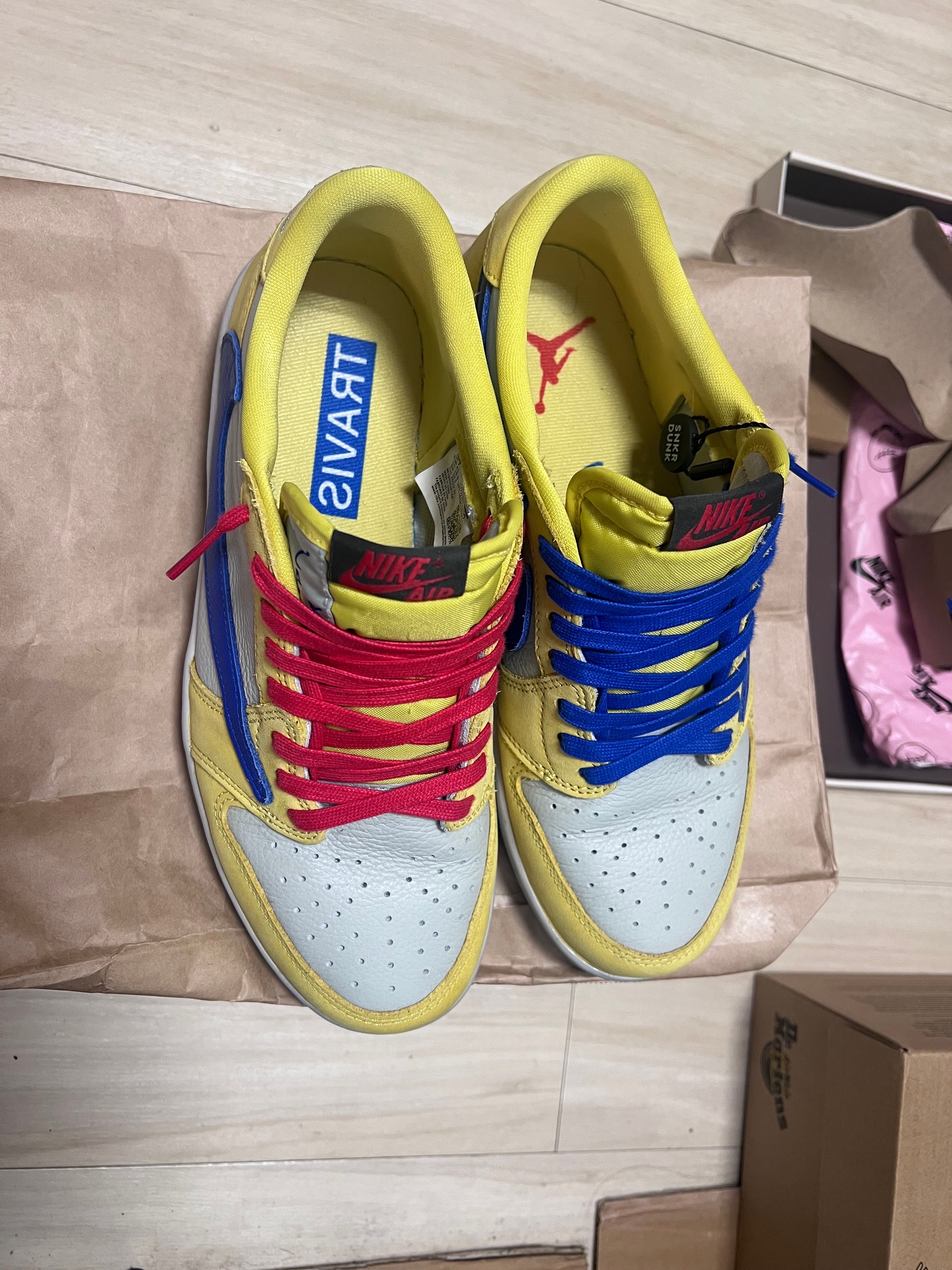 Travis Scott × Nike Women's Air Jordan 1 Retro Low OG "Canary"