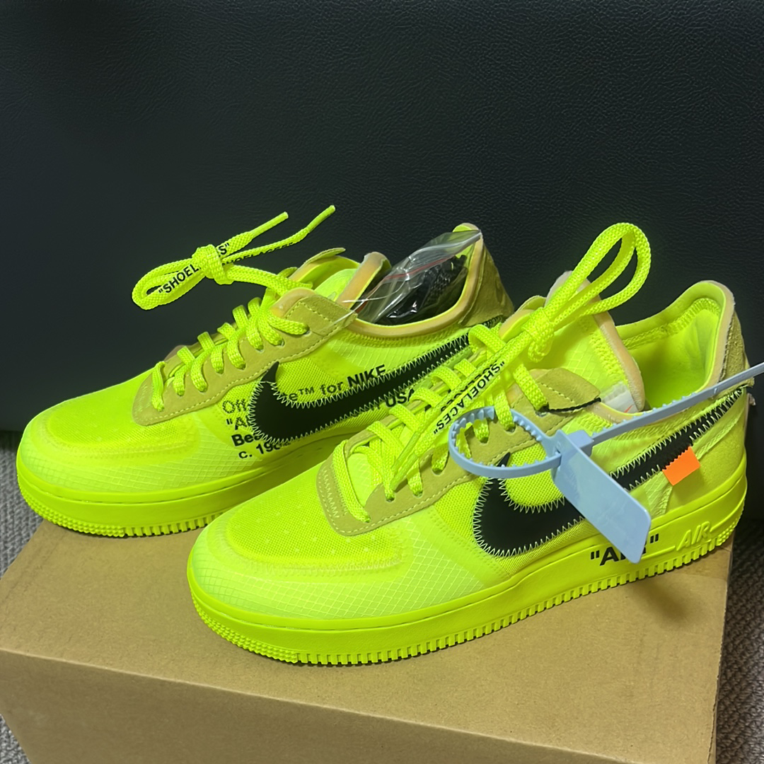 Off-White × Nike Air Force 1 Low "Volt"