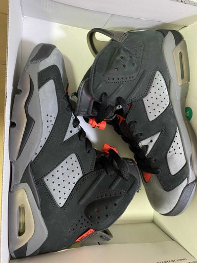 NIKE × PARIS SAINT GERMAIN AIR JORDAN 6 RETRO INFRARED