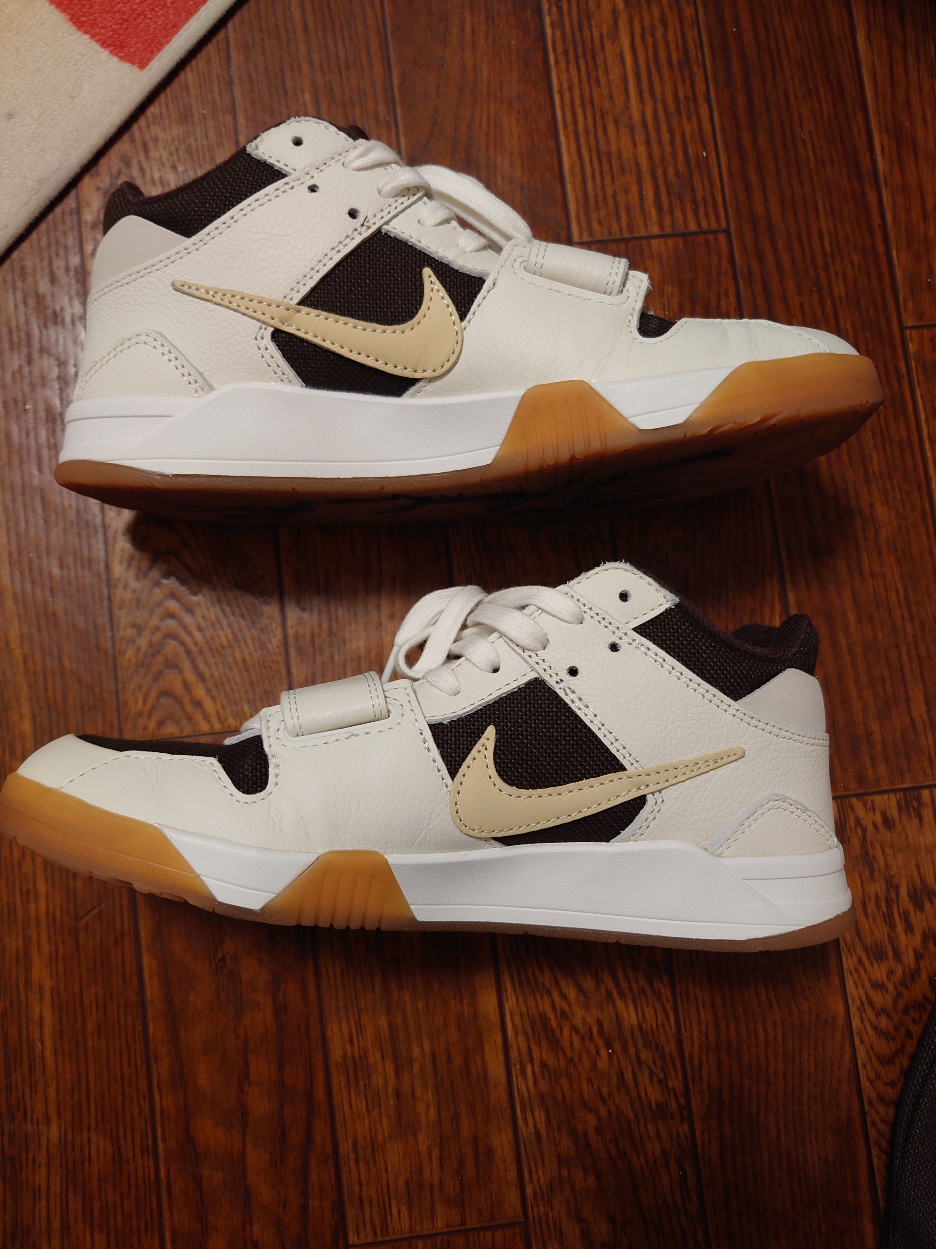 Travis Scott × Nike Jordan Jumpman Jack TR "Sail and Dark Mocha"