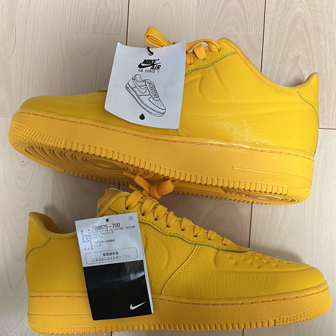 Nike Air Force 1 '07 Pro-Tech WP "University Gold"