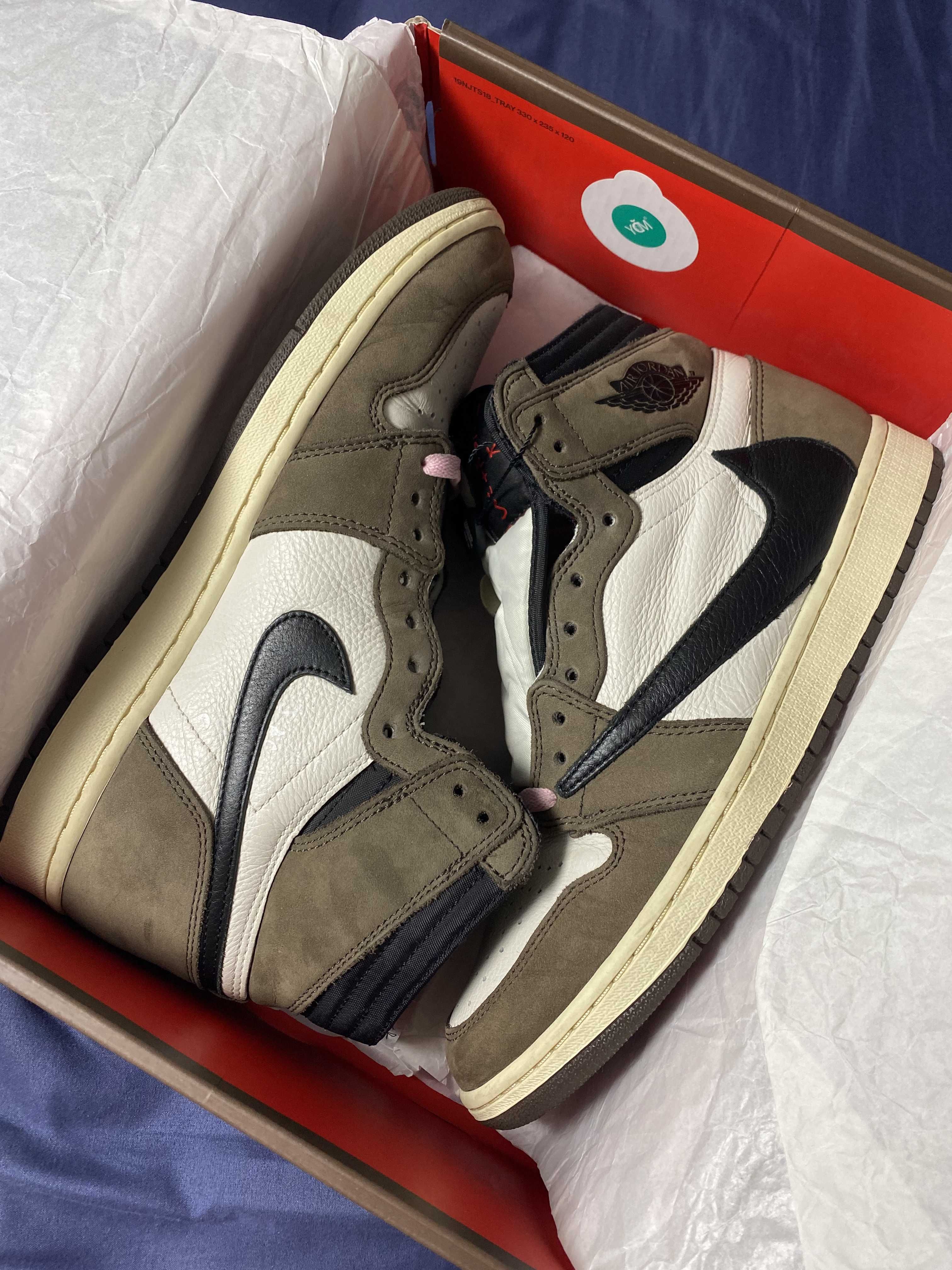 Travis Scott × Nike Air Jordan 1 Retro High OG TS SP "Sail/Dark Mocha"
