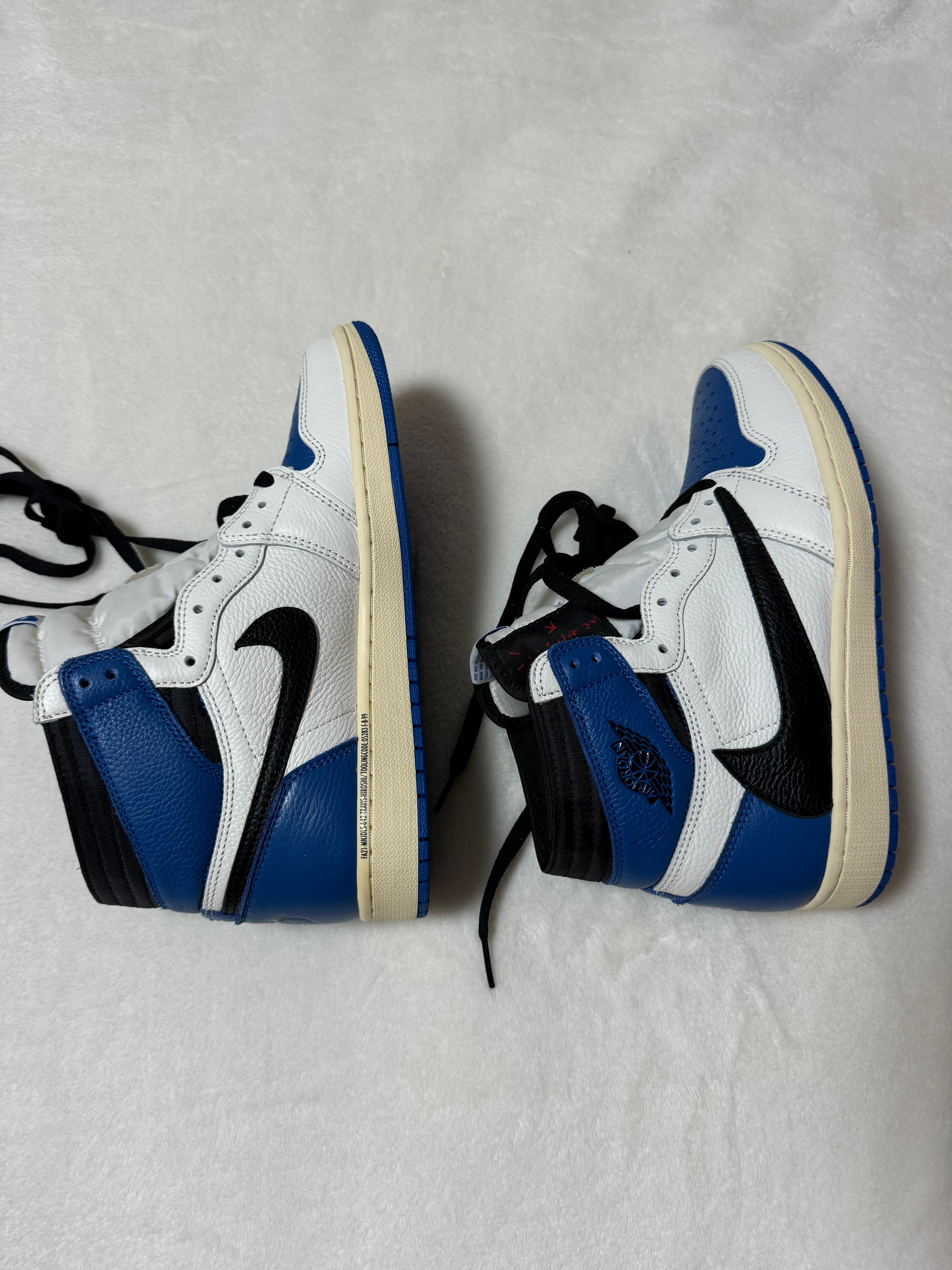 Travis Scott × fragment design × Nike Air Jordan 1 Retro High OG SP "Military Blue"