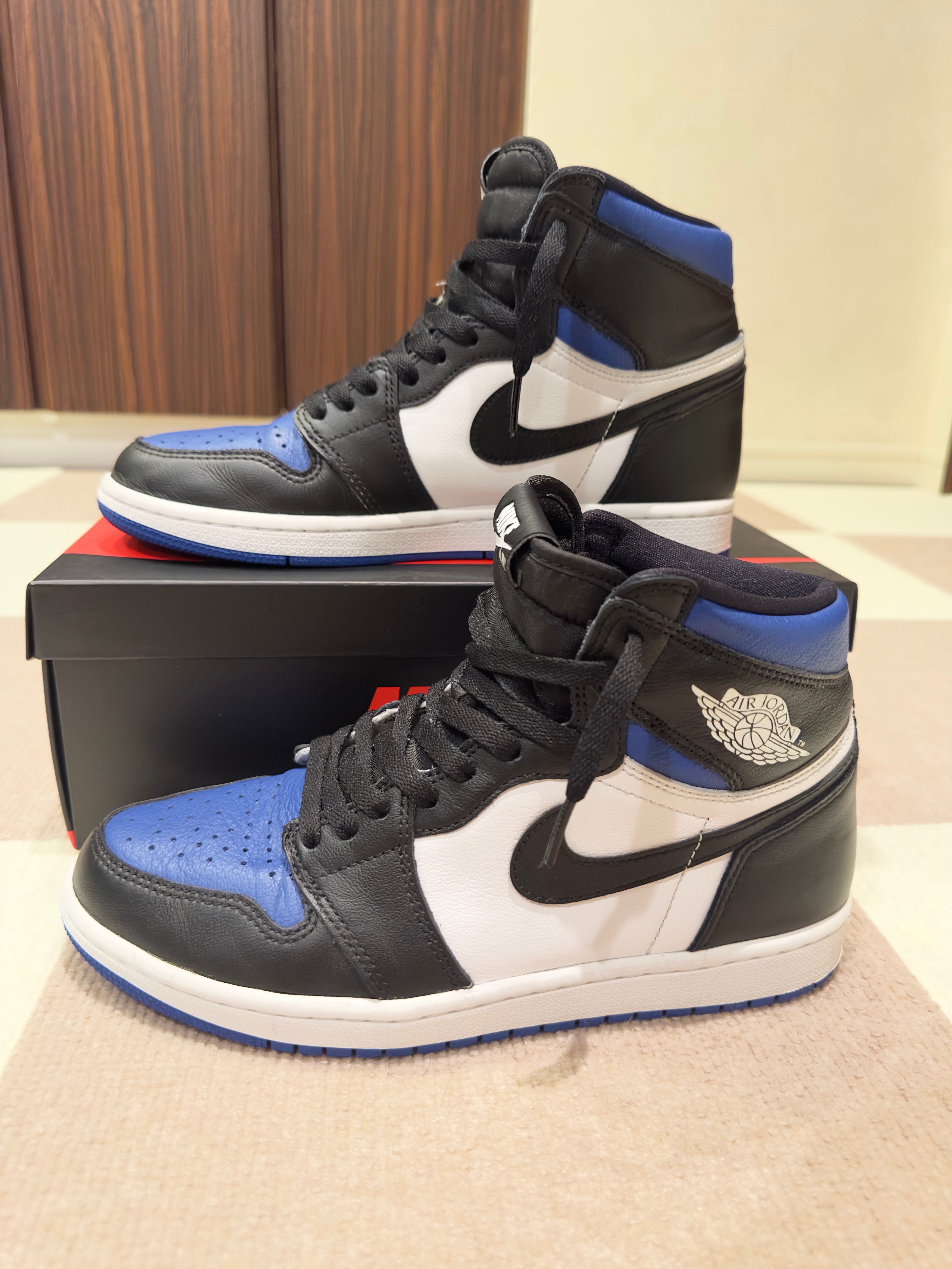 Nike Air Jordan 1 Retro High OG "Royal Toe"(2020)