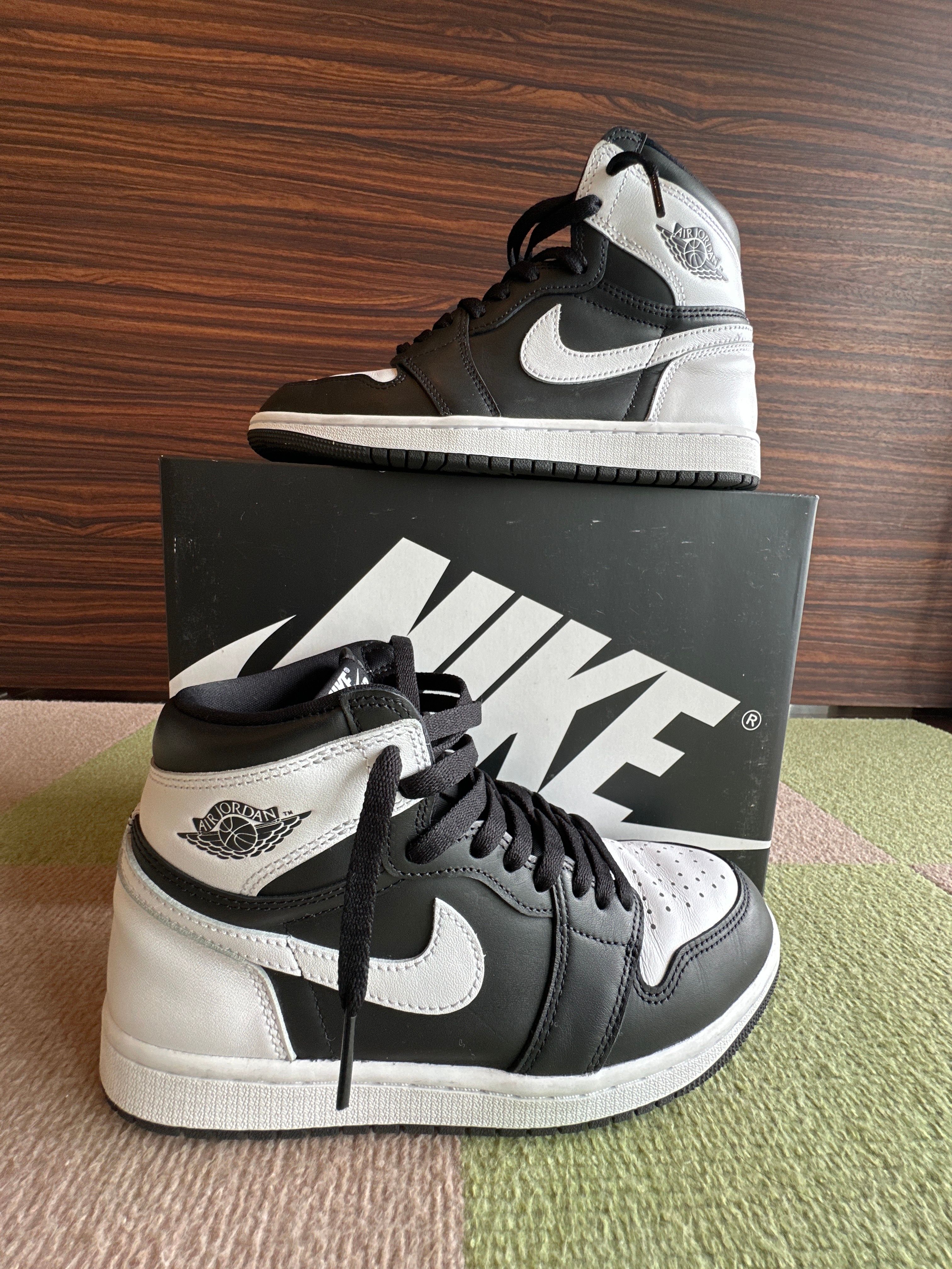 Nike Air Jordan 1 Retro High OG "Black/White"
